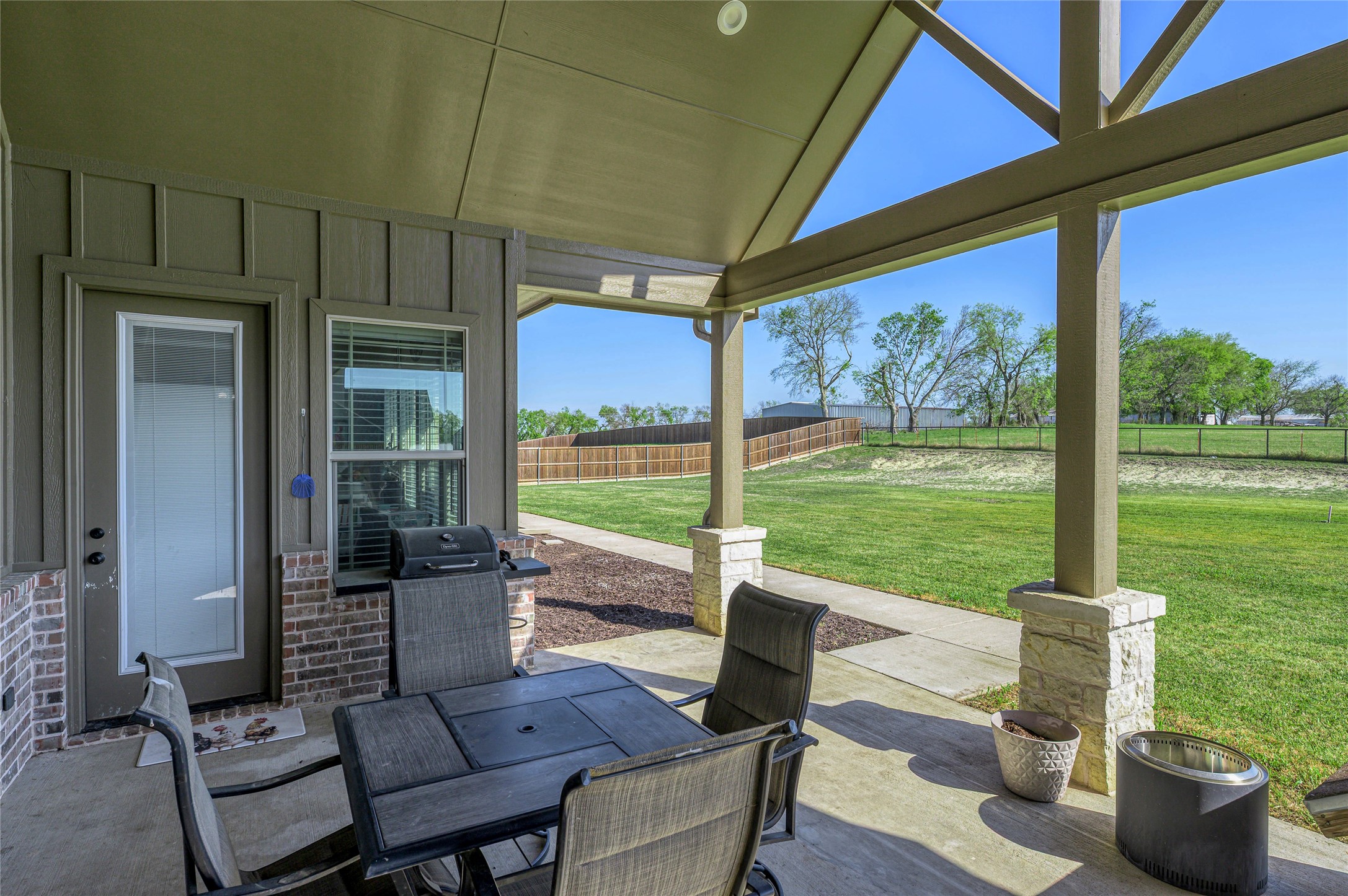 1065 Old Highway 6, Howe, TX, 75459
