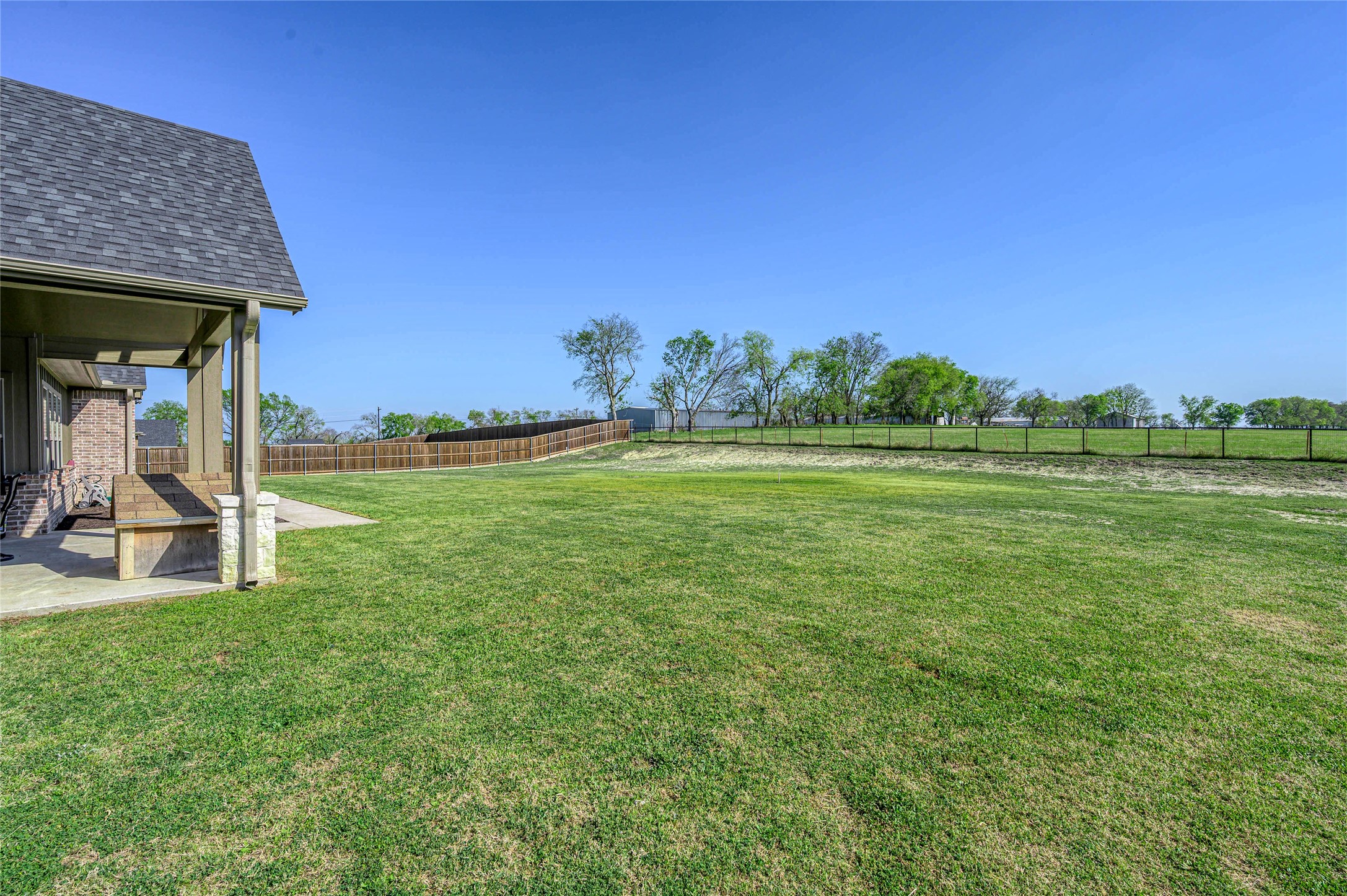 1065 Old Highway 6, Howe, TX, 75459
