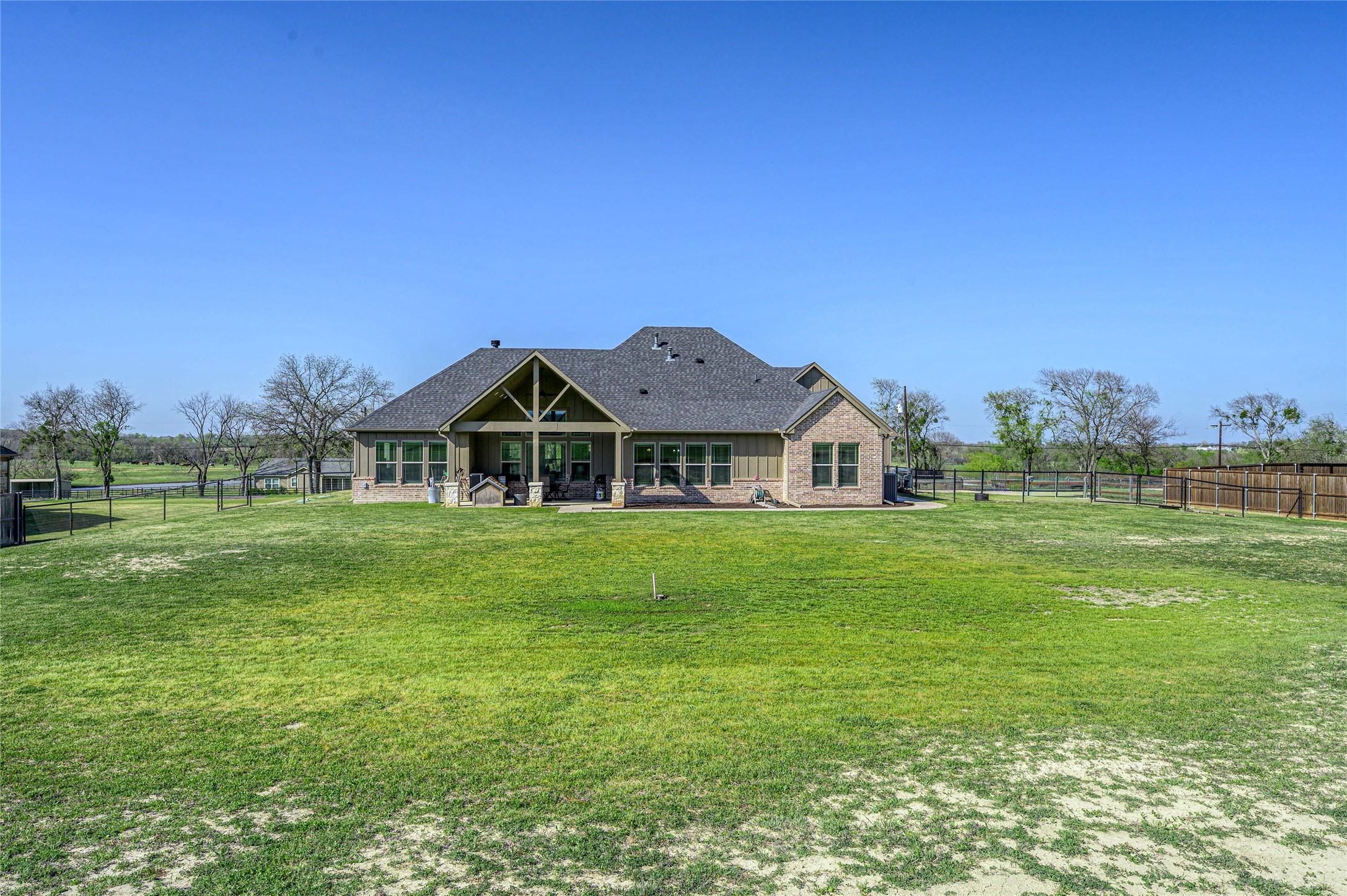 1065 Old Highway 6, Howe, TX, 75459
