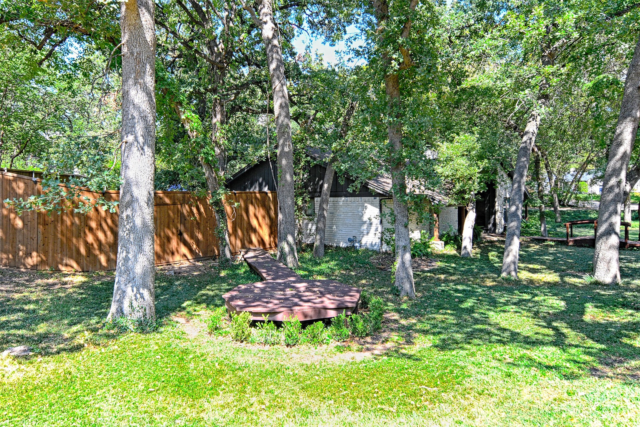 1701 Timbers Drive, Irving, TX, 75061