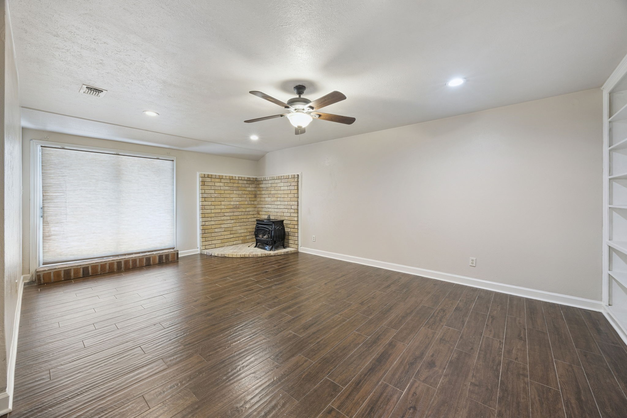1701 Timbers Drive, Irving, TX, 75061