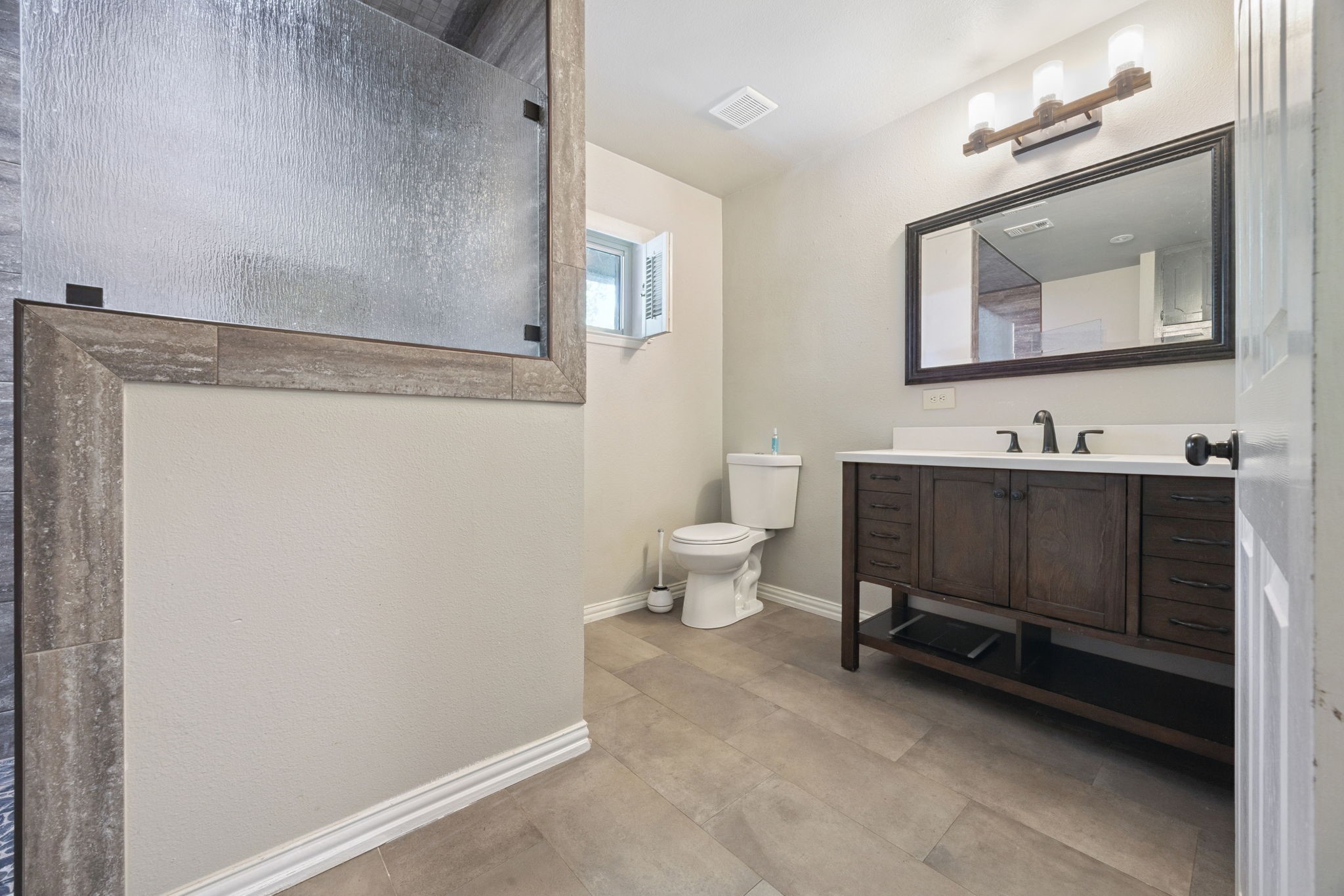 1701 Timbers Drive, Irving, TX, 75061