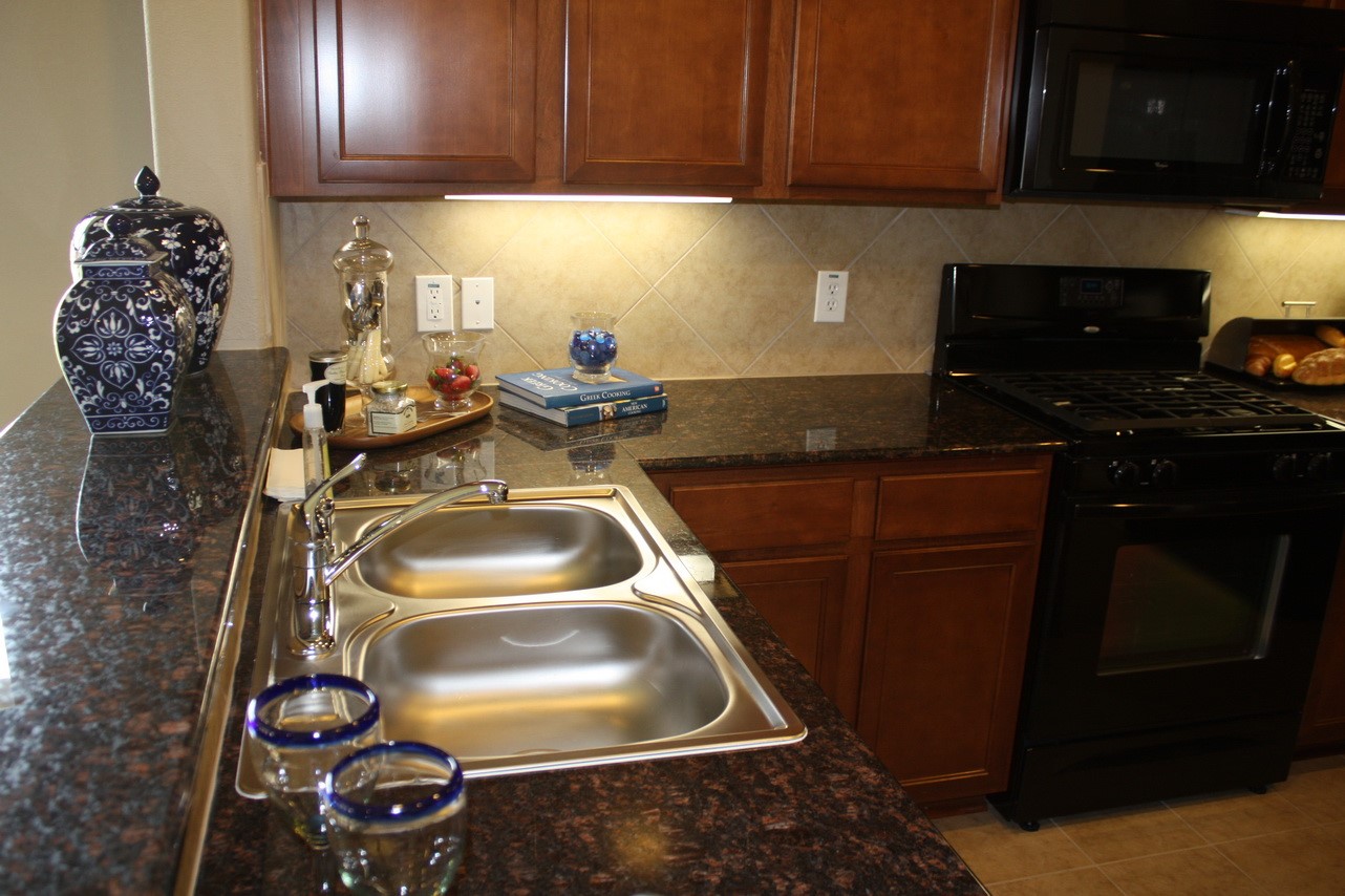 2777 cresent lake Drive, Little Elm, TX, 75068