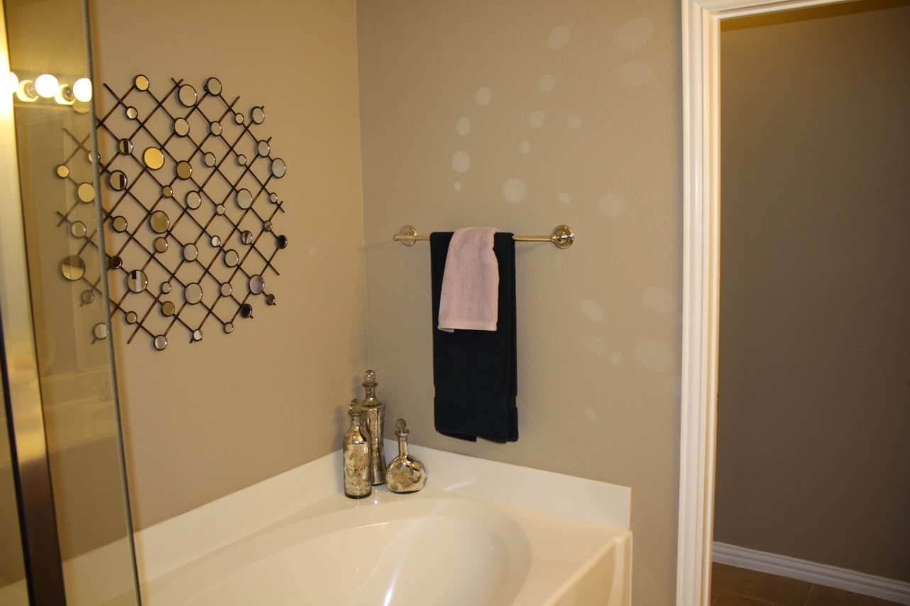 2777 cresent lake Drive, Little Elm, TX, 75068