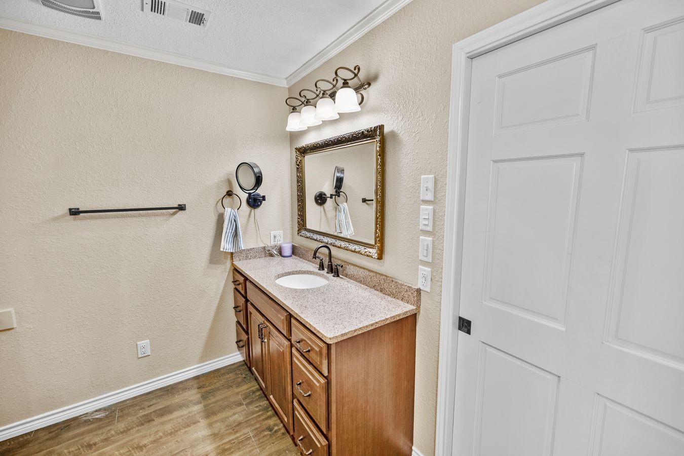 207 N Sand Street, Comanche, TX, 76442