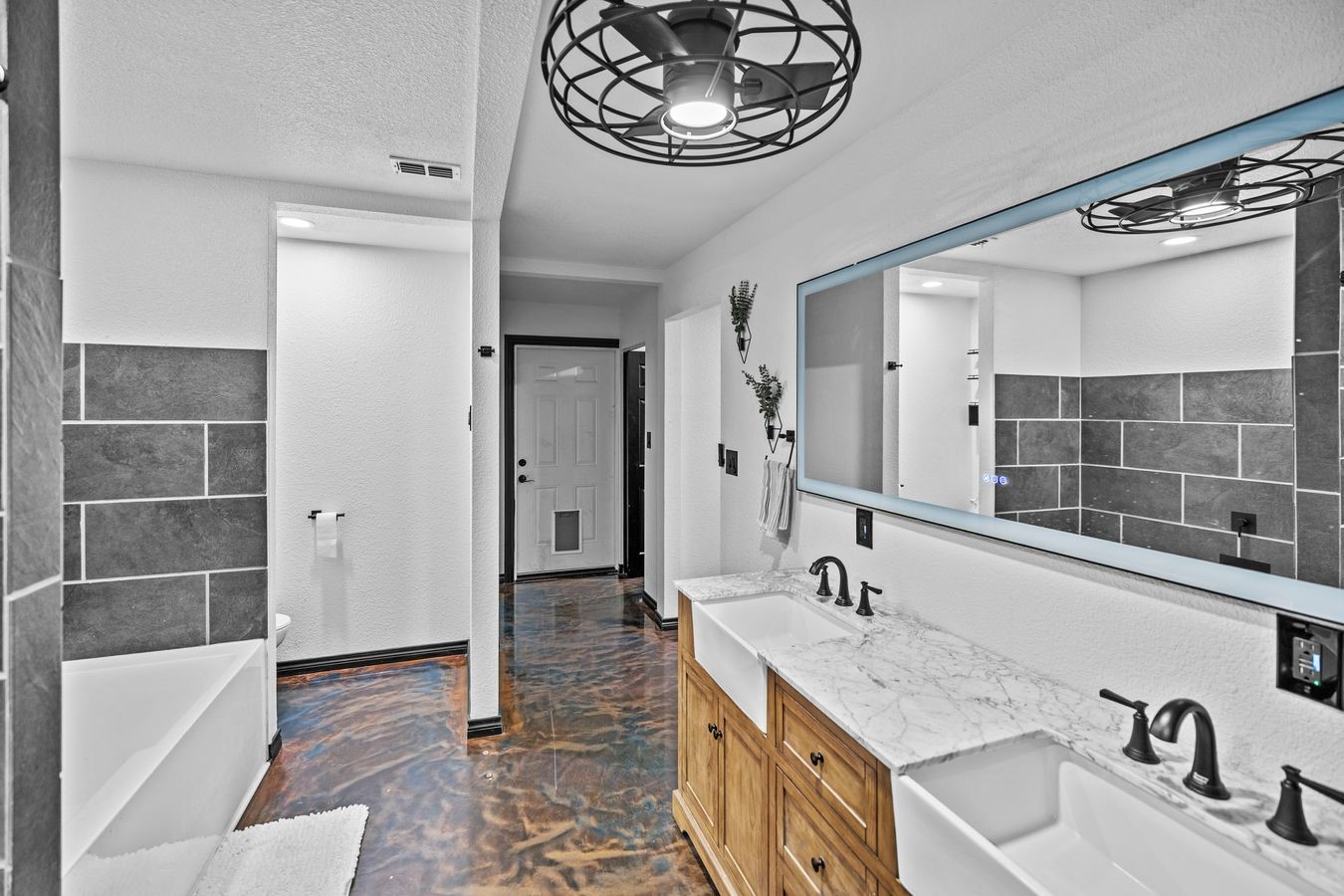 207 N Sand Street, Comanche, TX, 76442