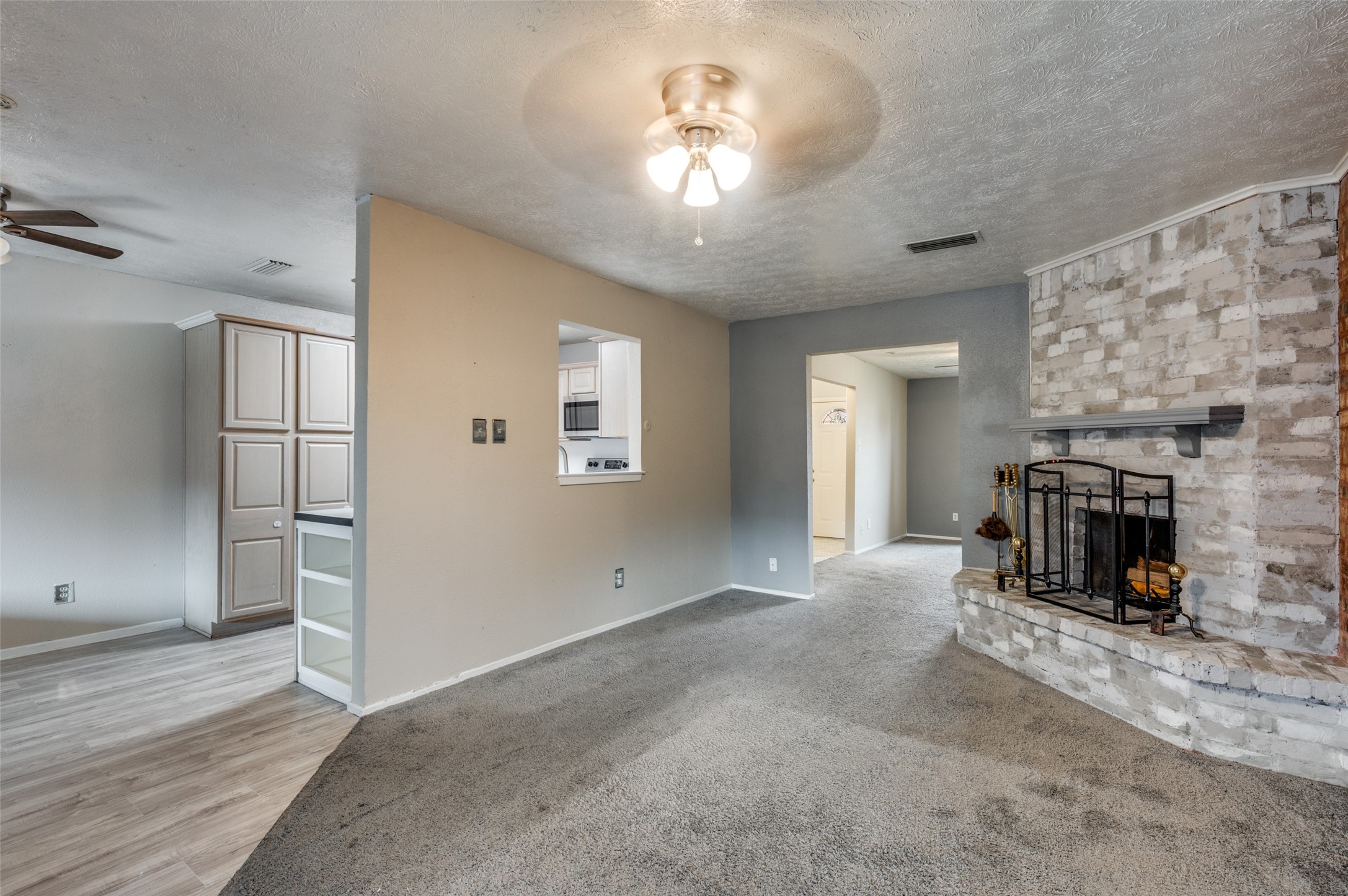 82 E E Mountain Creek Drive UNIT&nbsp;19, Grand Prairie, TX, 75052