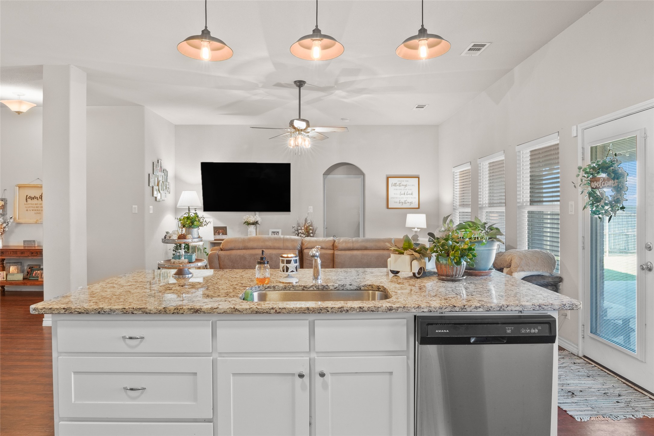 4126 Bridle Path Lane, Sanger, TX, 76266