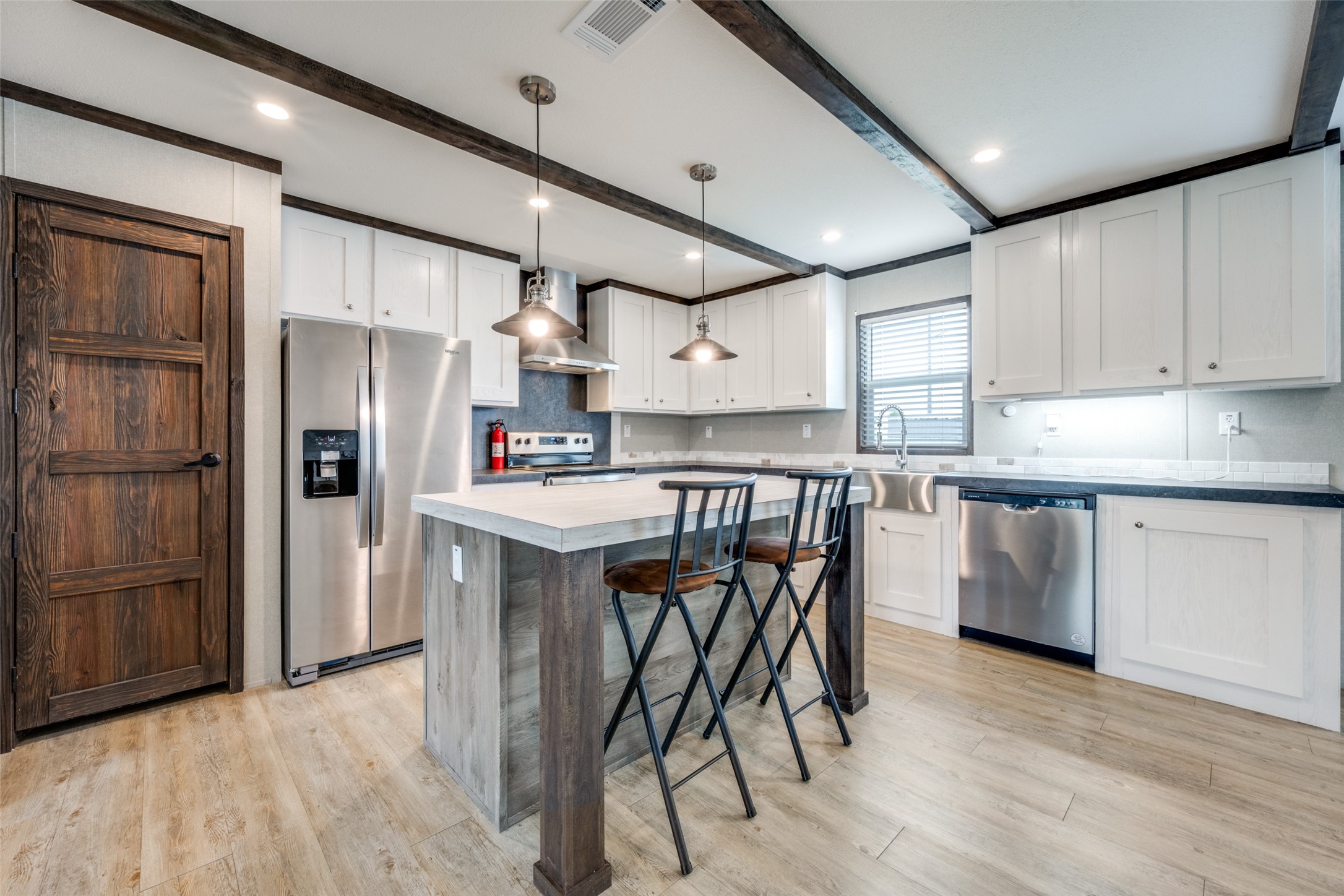 101 Shady Grove Drive, Sanger, TX, 76266