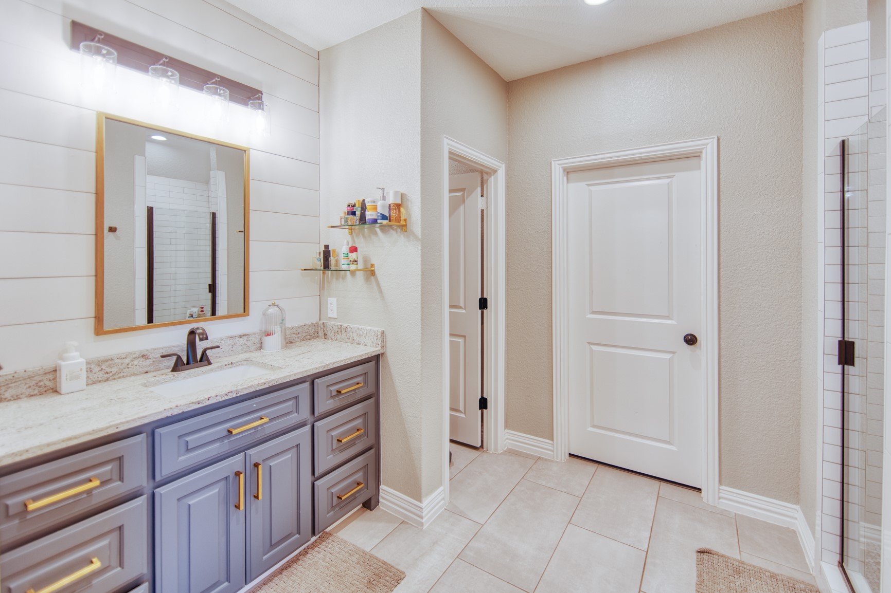 100 Prarie Grass Drive, Whitesboro, TX, 76273