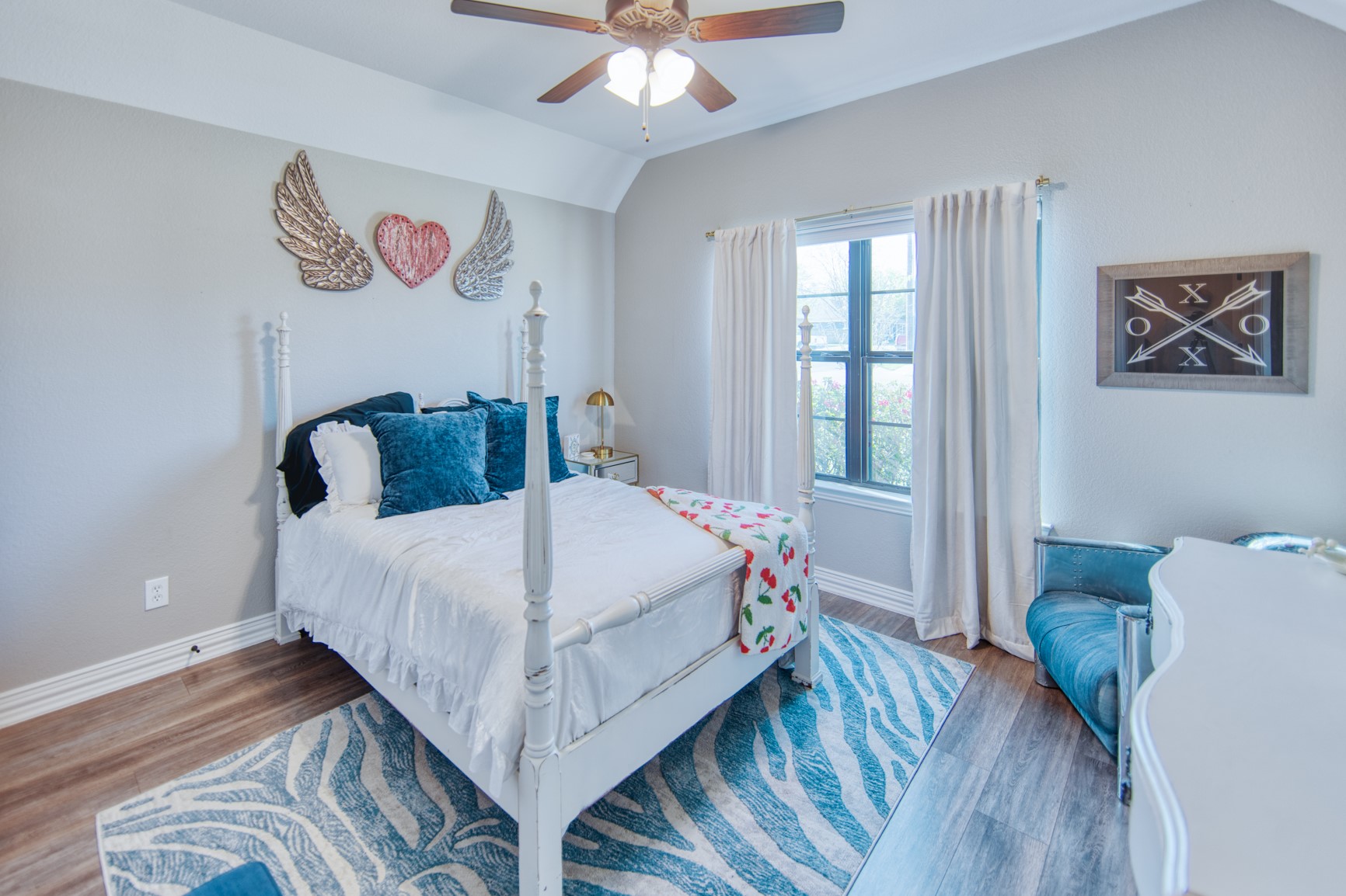 100 Prarie Grass Drive, Whitesboro, TX, 76273