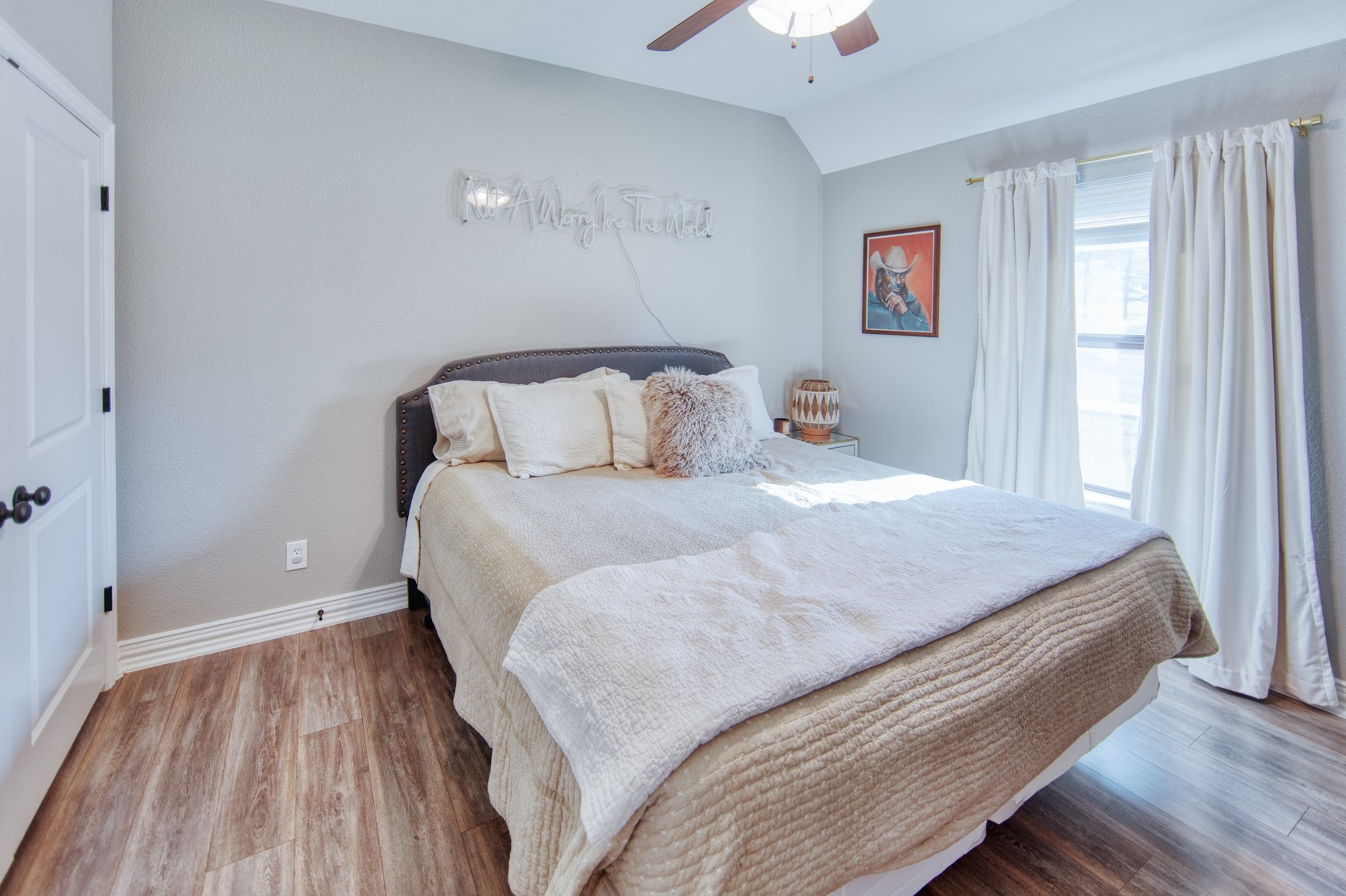 100 Prarie Grass Drive, Whitesboro, TX, 76273