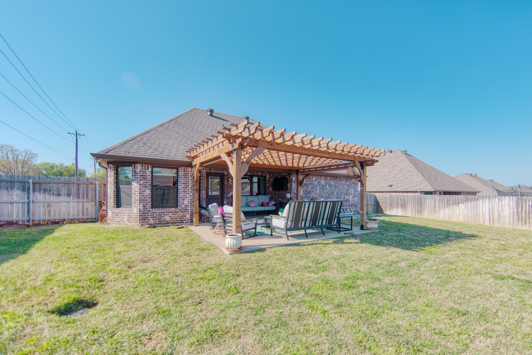100 Prarie Grass Drive, Whitesboro, TX, 76273