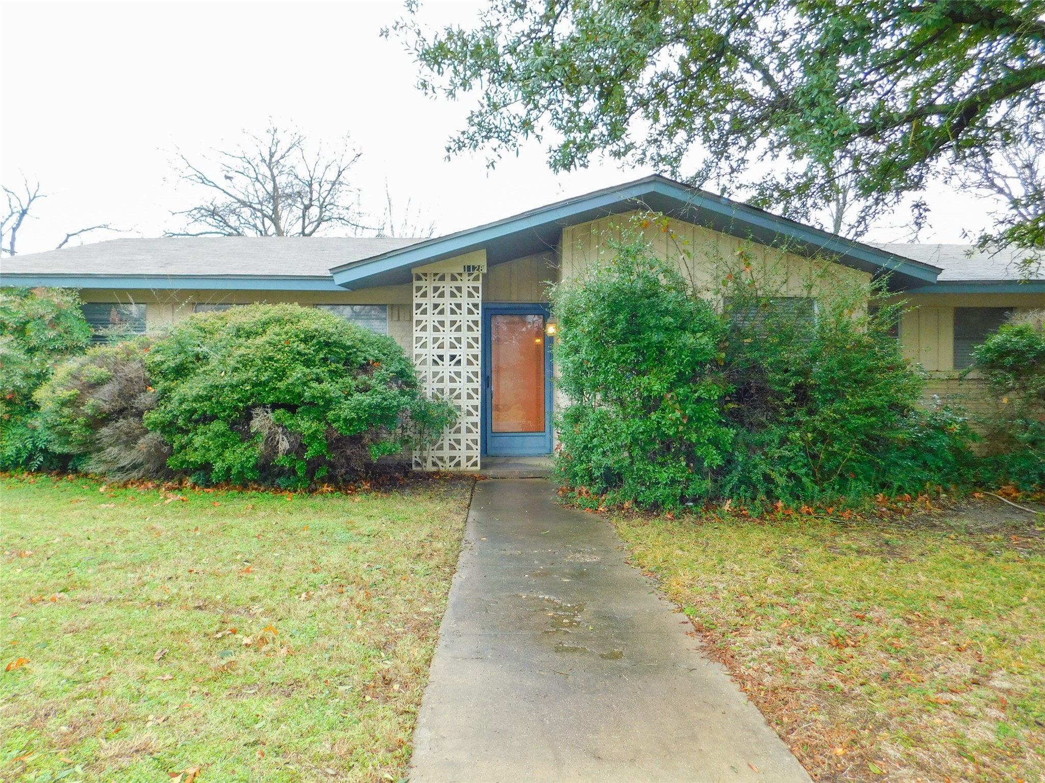 1128 Thomas Street, Denton, TX, 76201