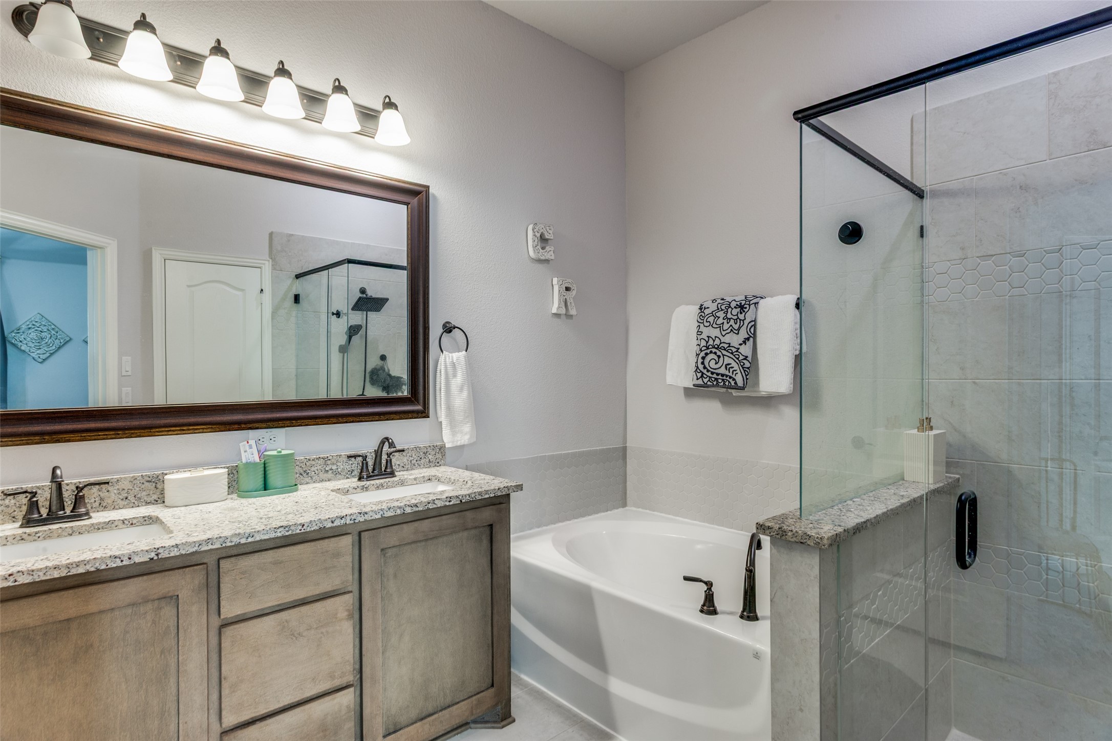 8228 Manx Point, Godley, TX, 76044