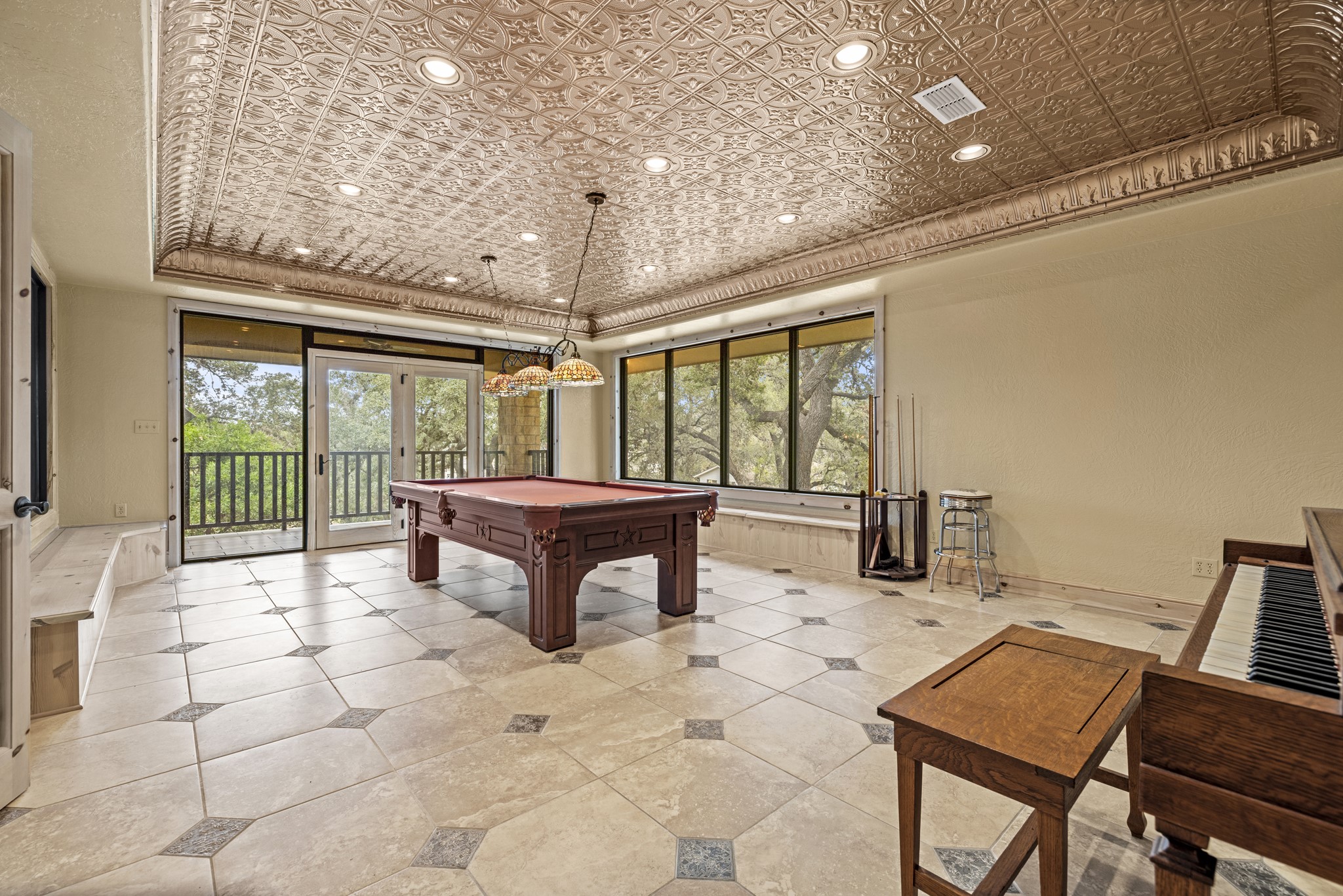 694 Scenic Circle, Pipe Creek, TX, 78063