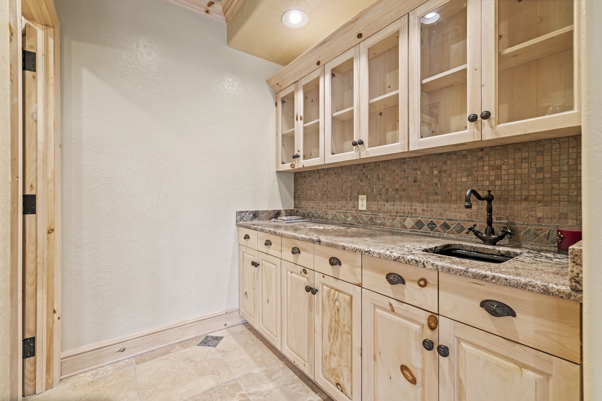 694 Scenic Circle, Pipe Creek, TX, 78063
