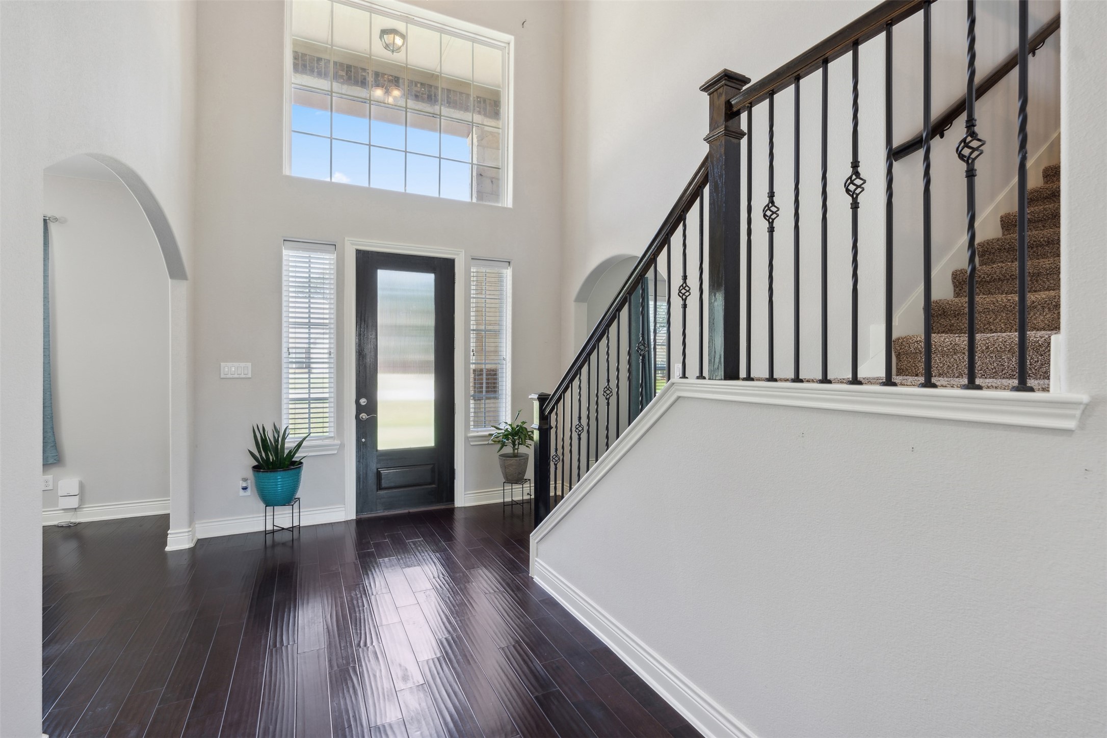 Property photo 04 of 140 Dogwood Drive, Krugerville, TX 76227 | MLS #21223139