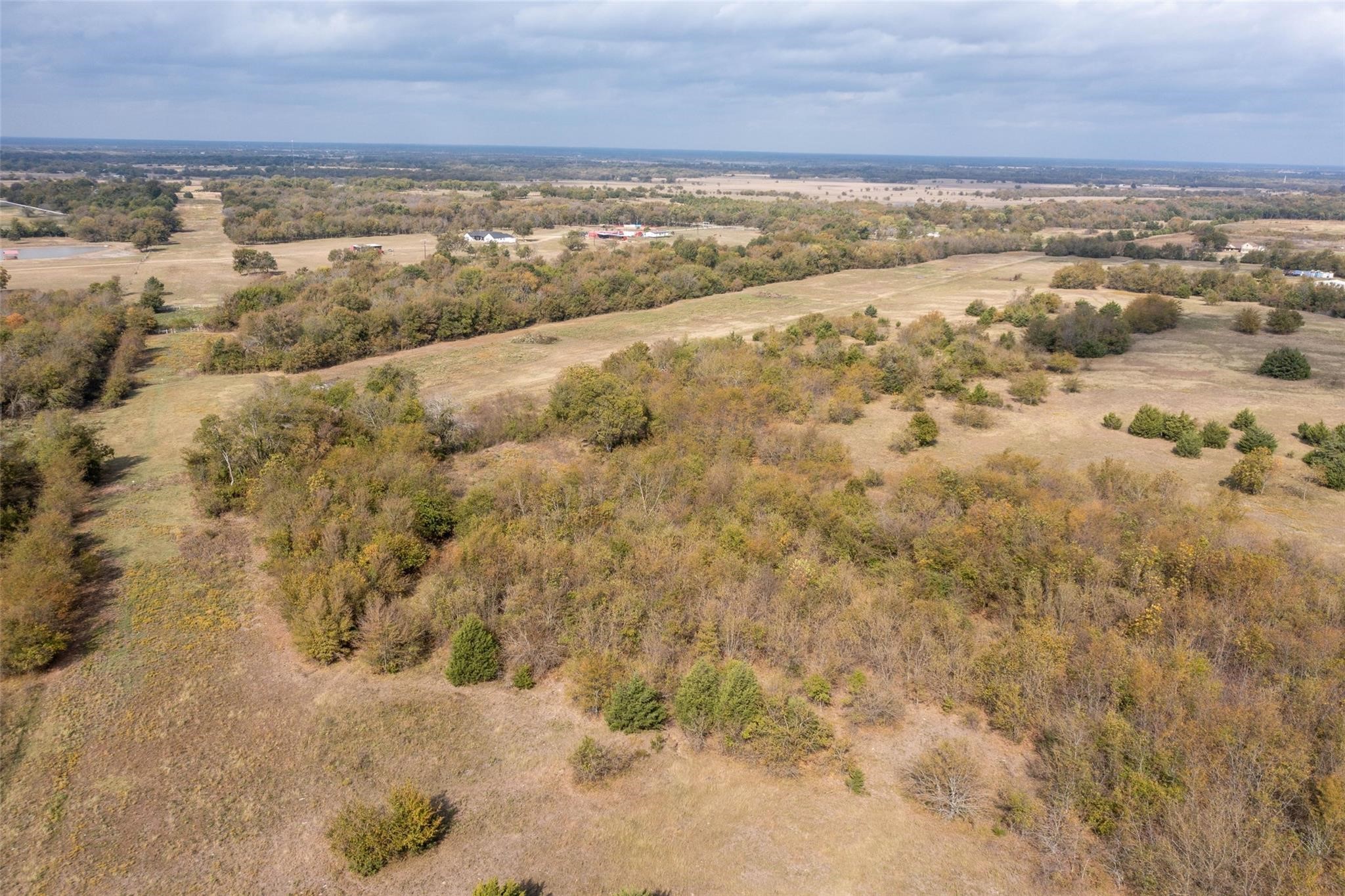 Property photo 04 of 4081 FM 2736 UNIT B, Campbell, TX 75422 | MLS #21223159