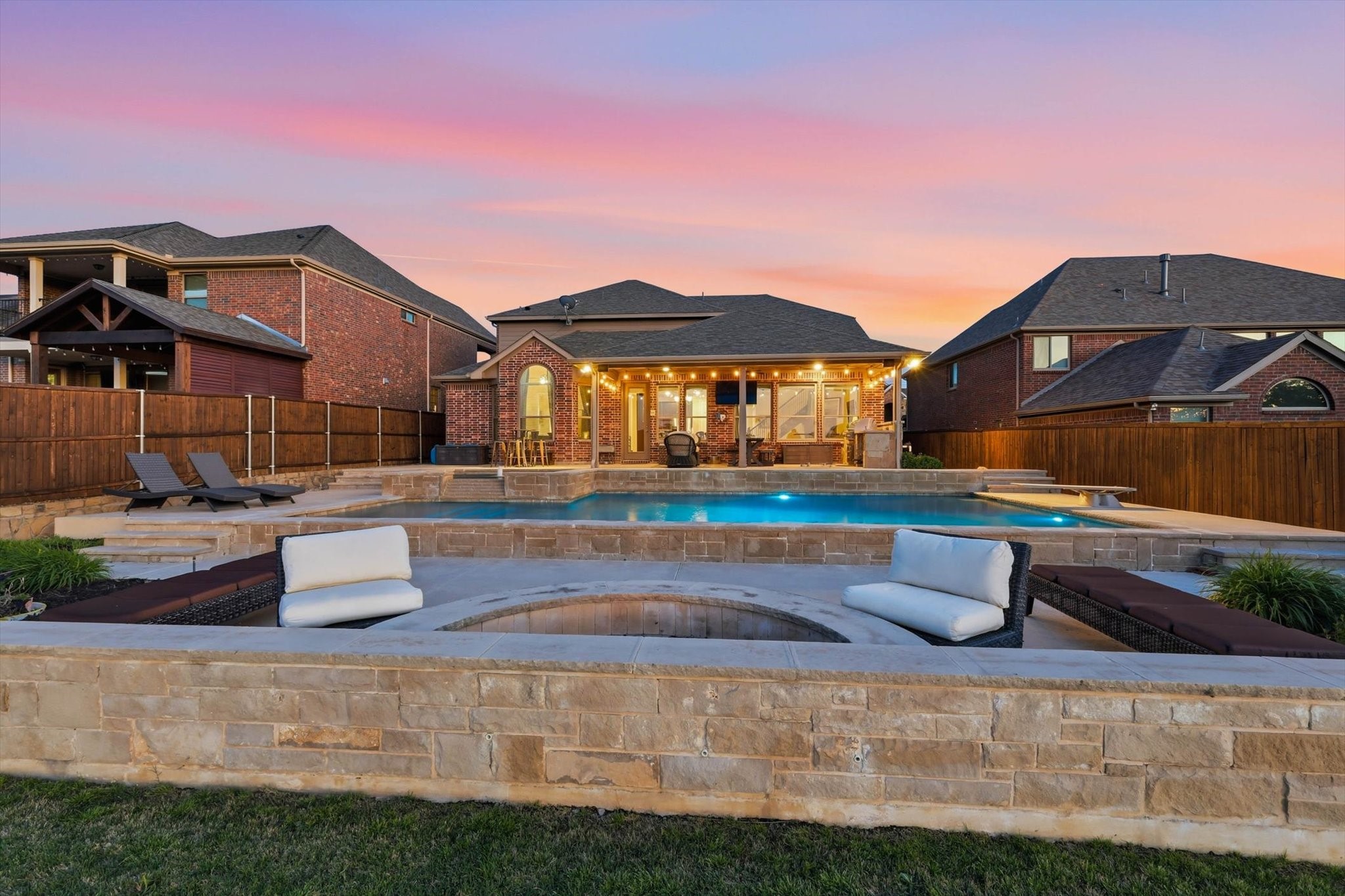 912 Hartford Court, Roanoke, TX, 76262