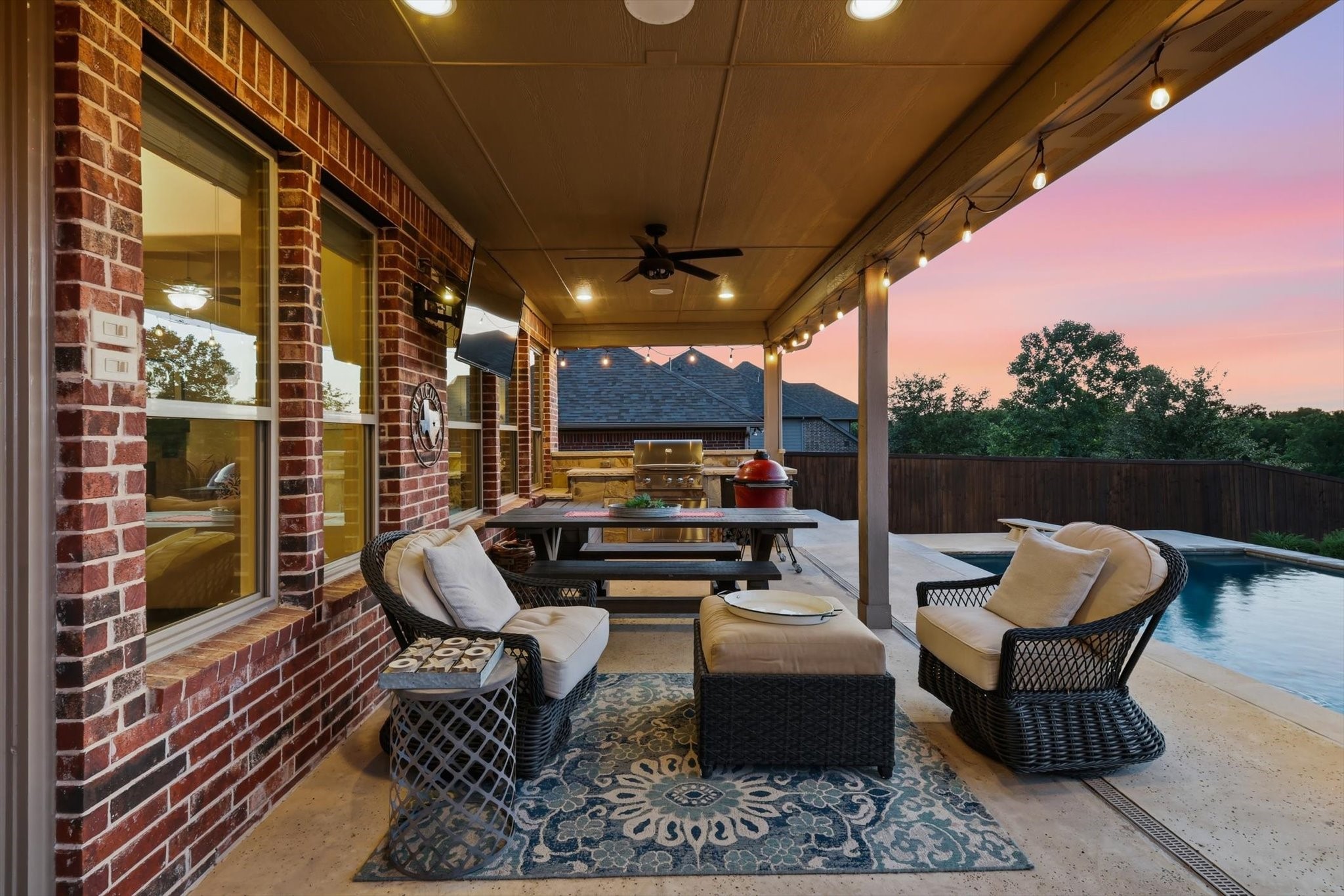 912 Hartford Court, Roanoke, TX, 76262