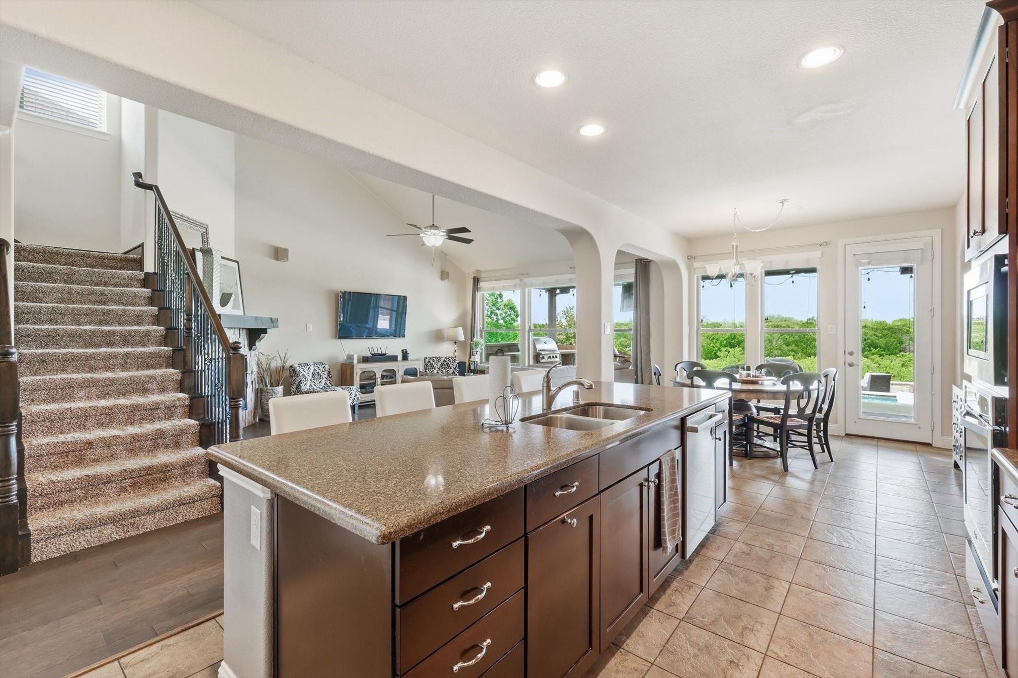 912 Hartford Court, Roanoke, TX, 76262