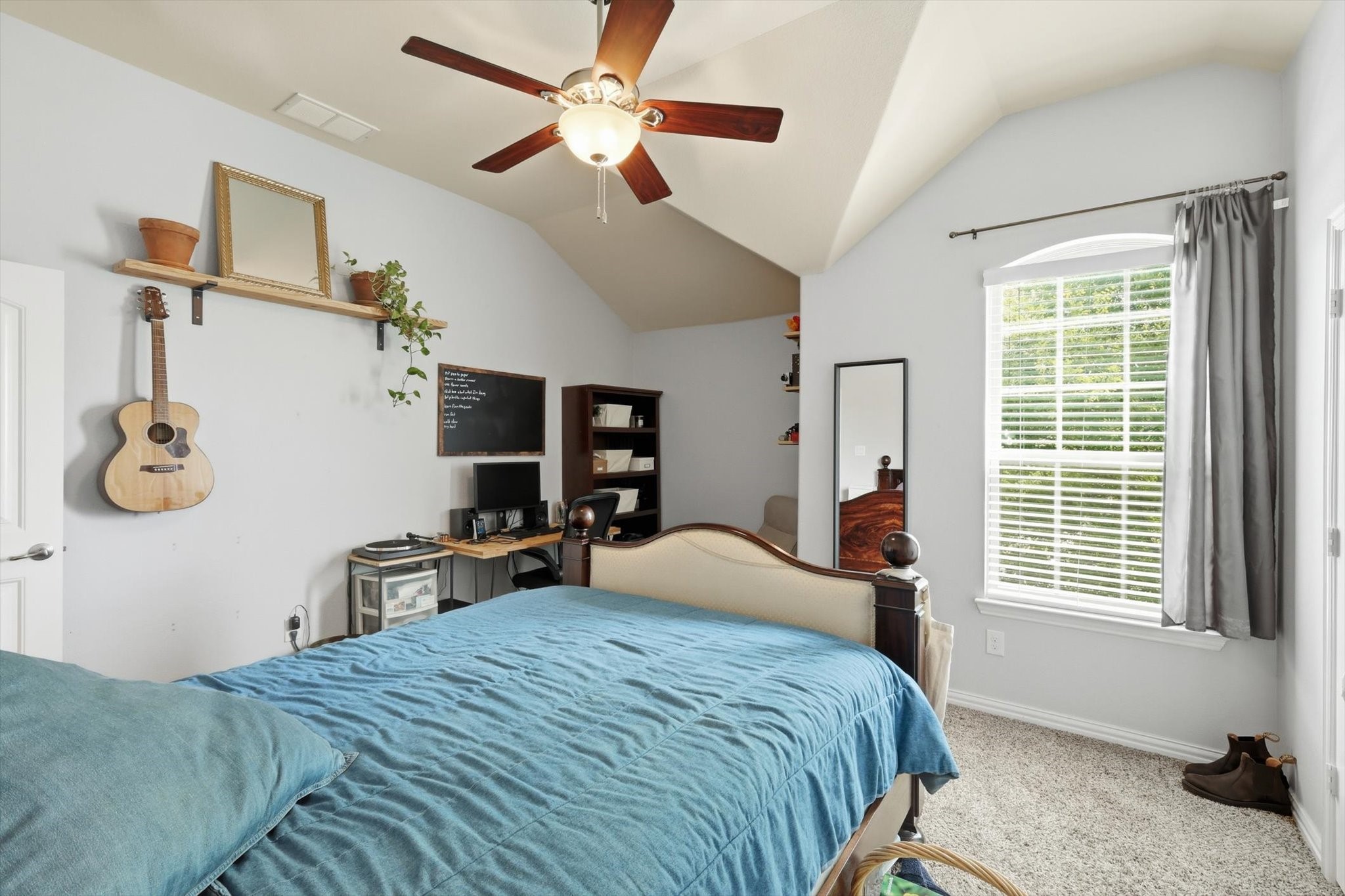 912 Hartford Court, Roanoke, TX, 76262