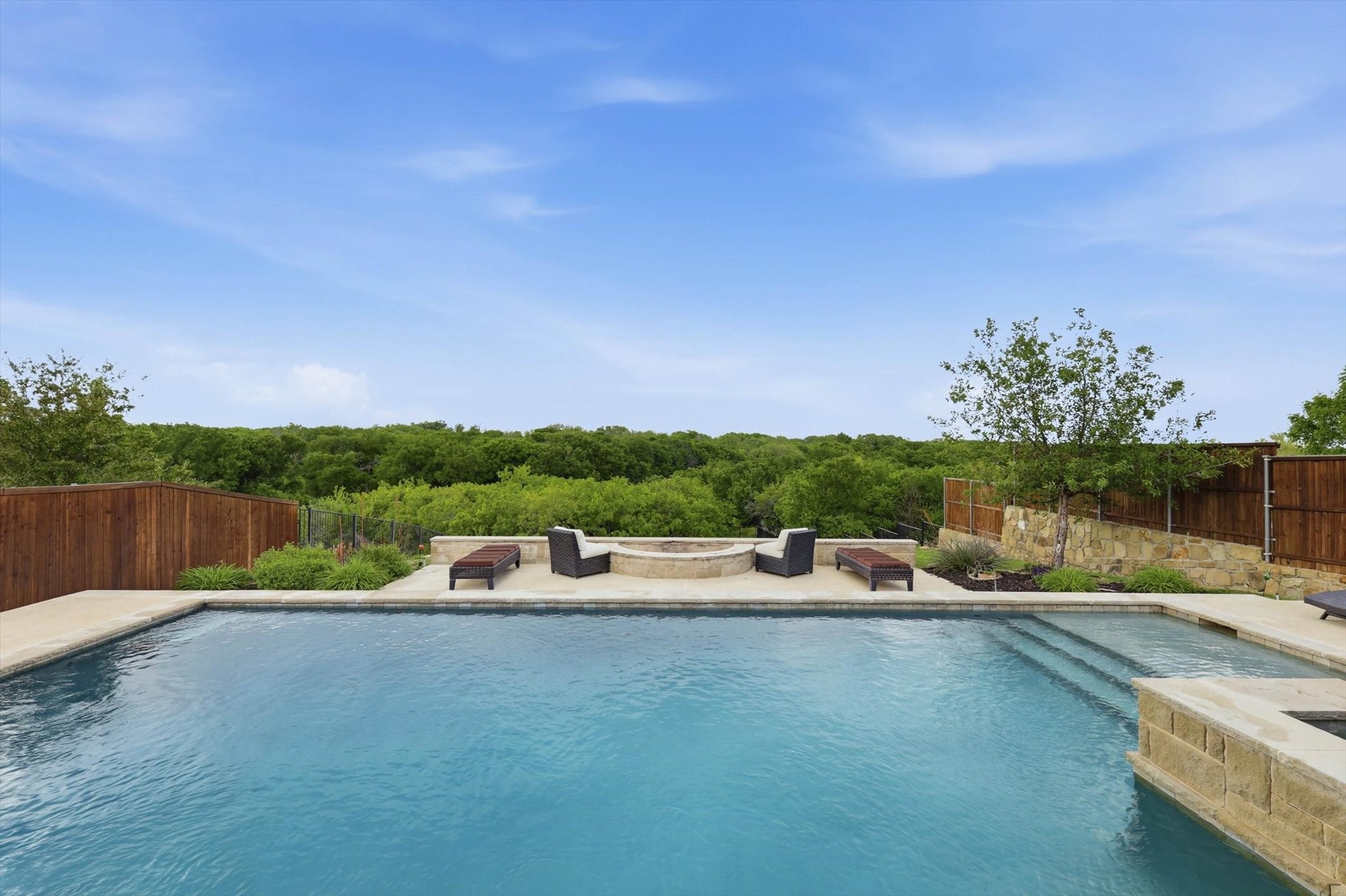 912 Hartford Court, Roanoke, TX, 76262