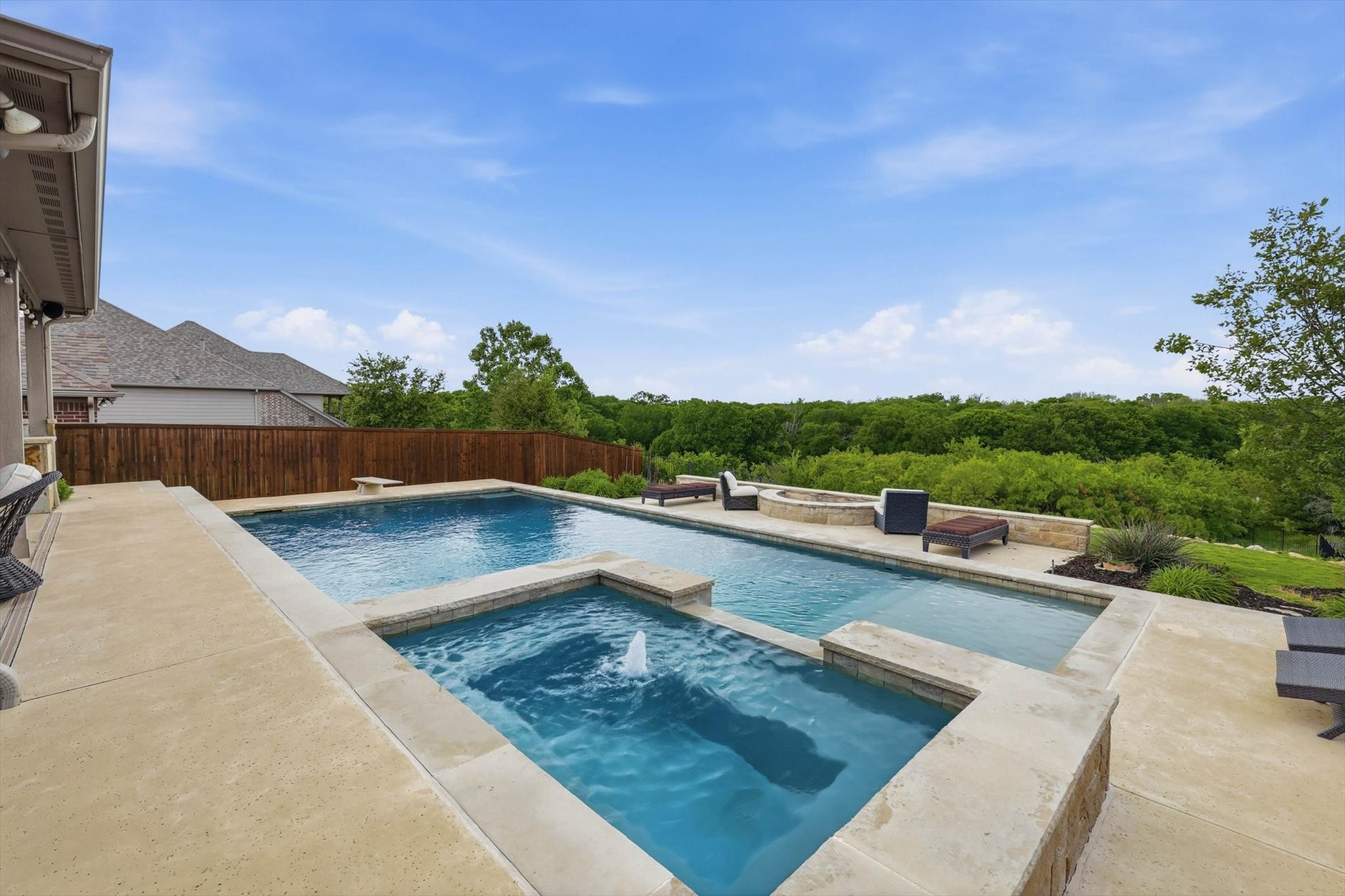 912 Hartford Court, Roanoke, TX, 76262