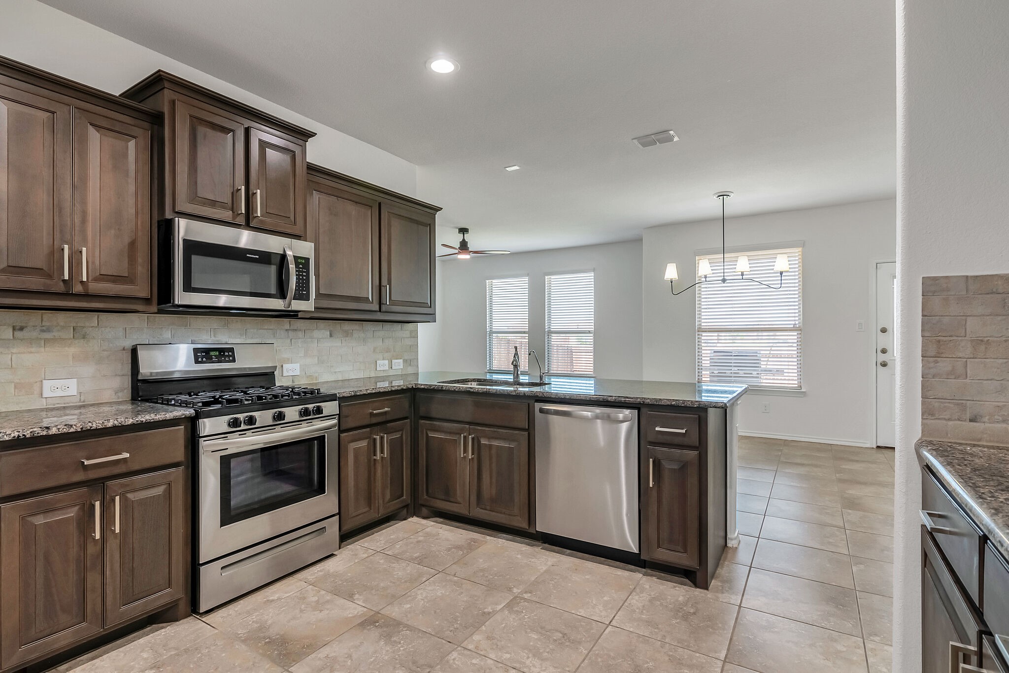 10113 Saltbrush Street, Fort Worth, TX, 76177