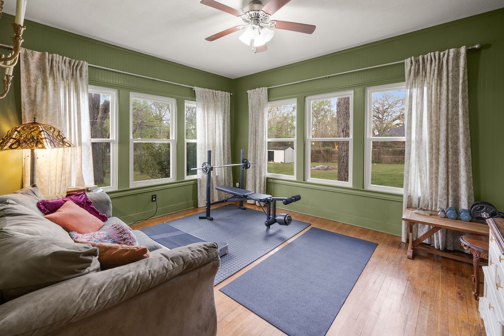 327 N Ponsard Street, Troup, TX, 75789