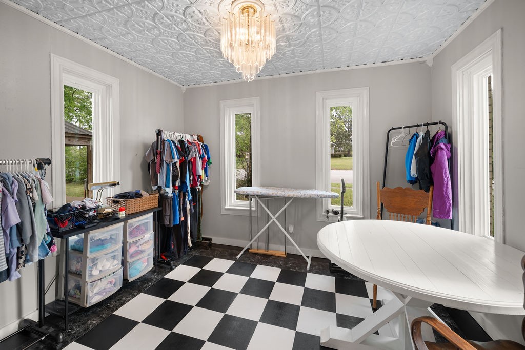 327 N Ponsard Street, Troup, TX, 75789