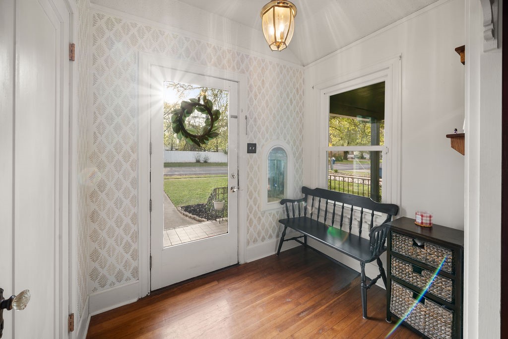 327 N Ponsard Street, Troup, TX, 75789