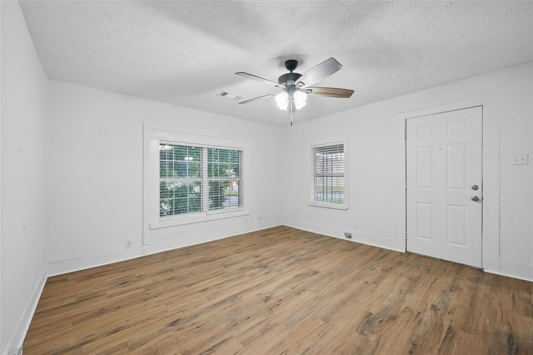 908 E Houston Street, Sherman, TX, 75092