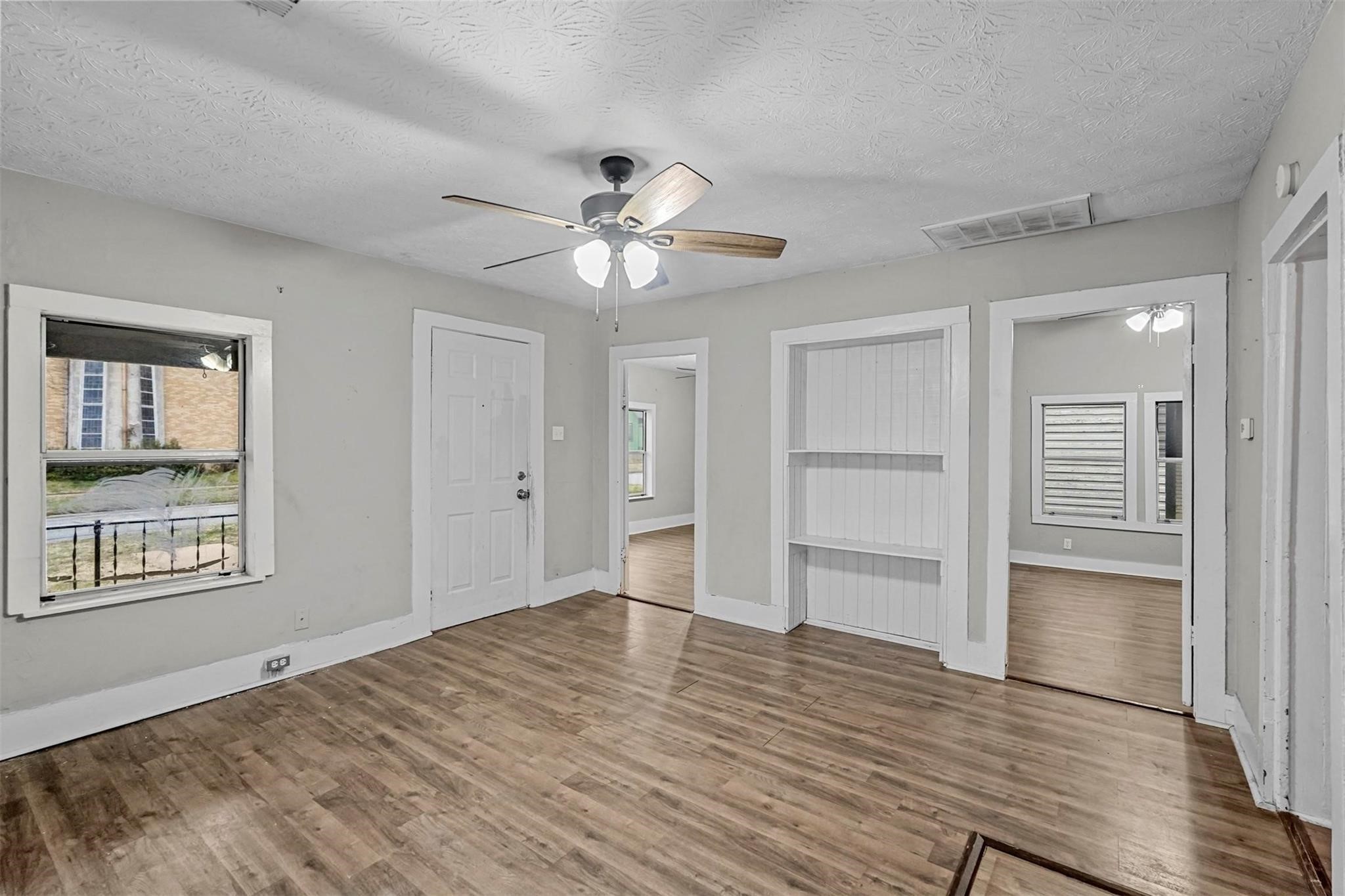 908 E Houston Street, Sherman, TX, 75092