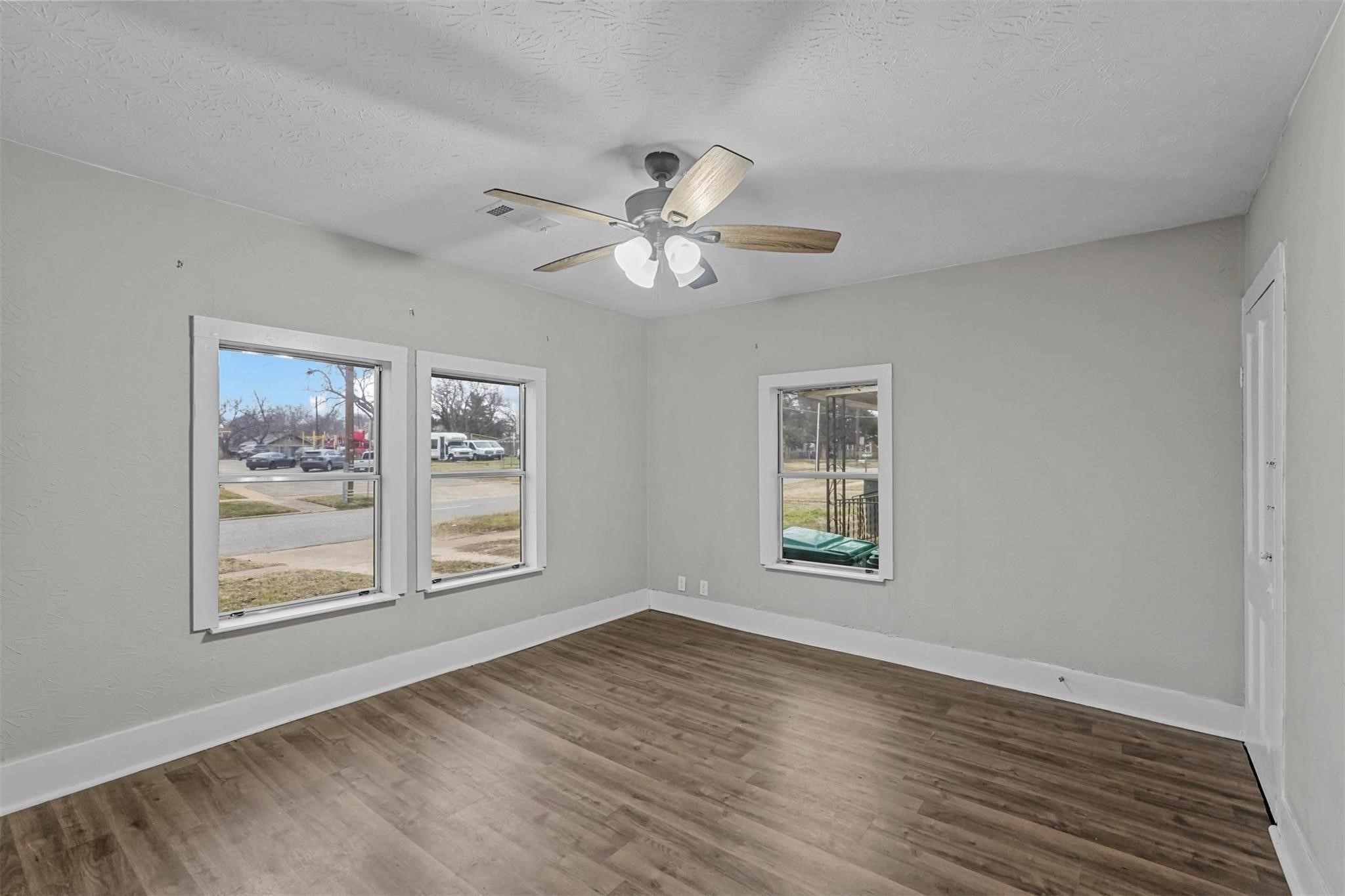 908 E Houston Street, Sherman, TX, 75092