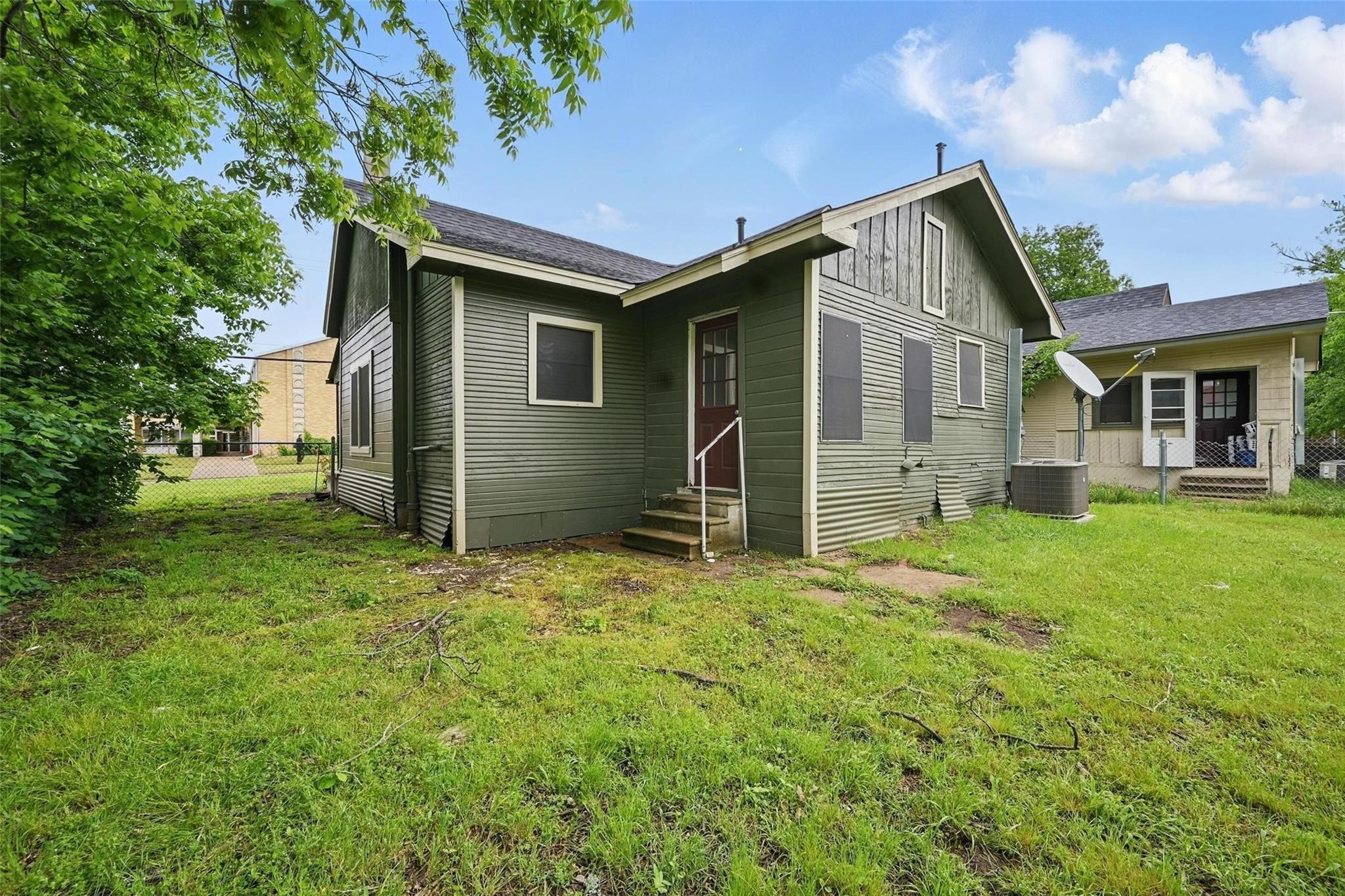 908 E Houston Street, Sherman, TX, 75092