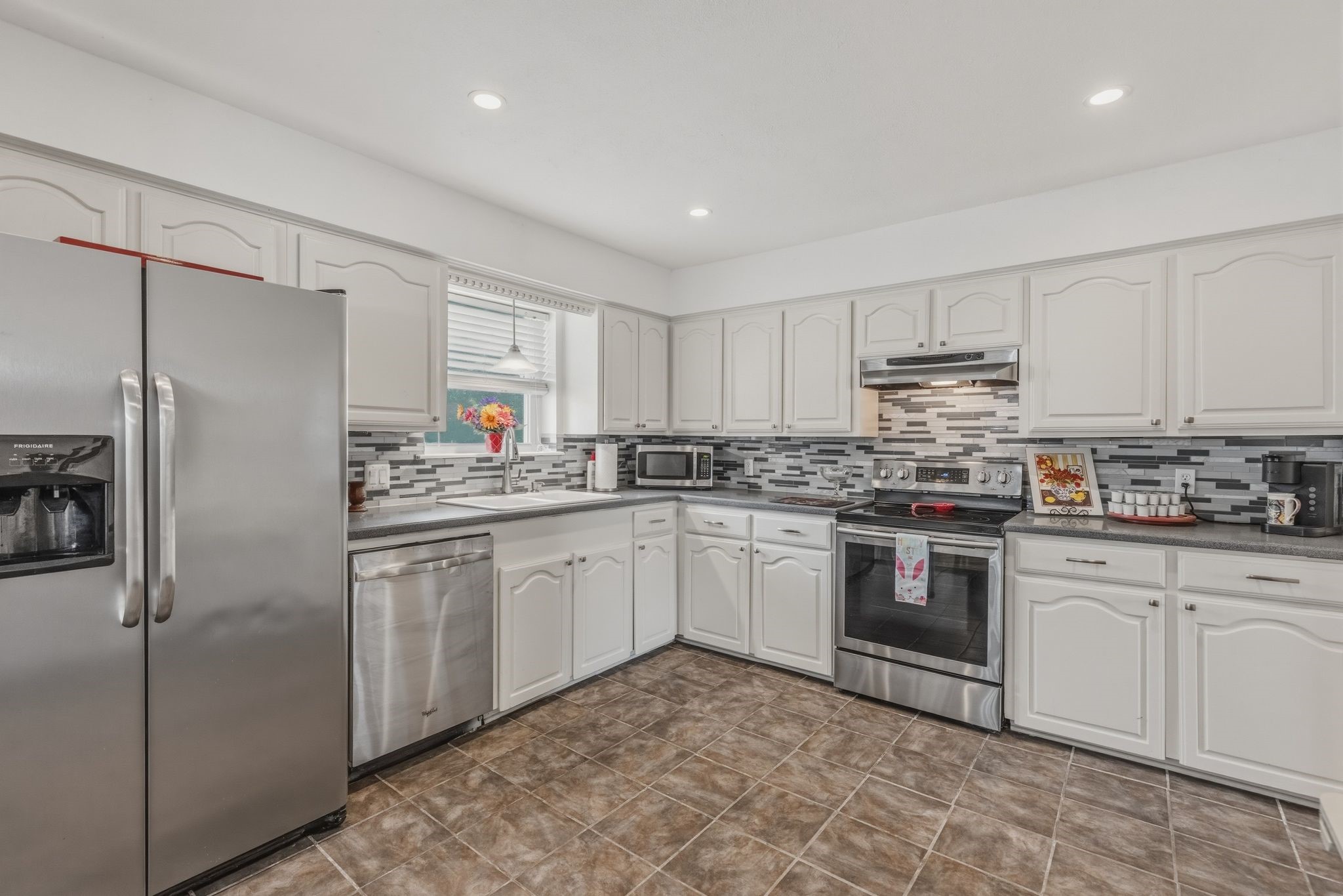 604 E Fm 272, Celeste, TX, 75423