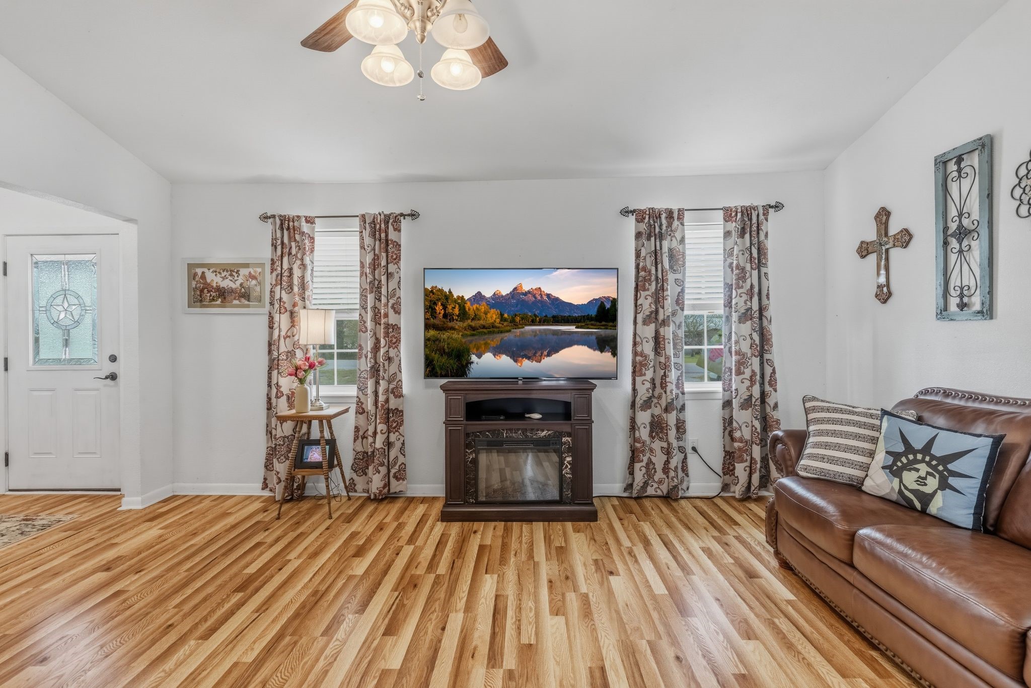604 E Fm 272, Celeste, TX, 75423