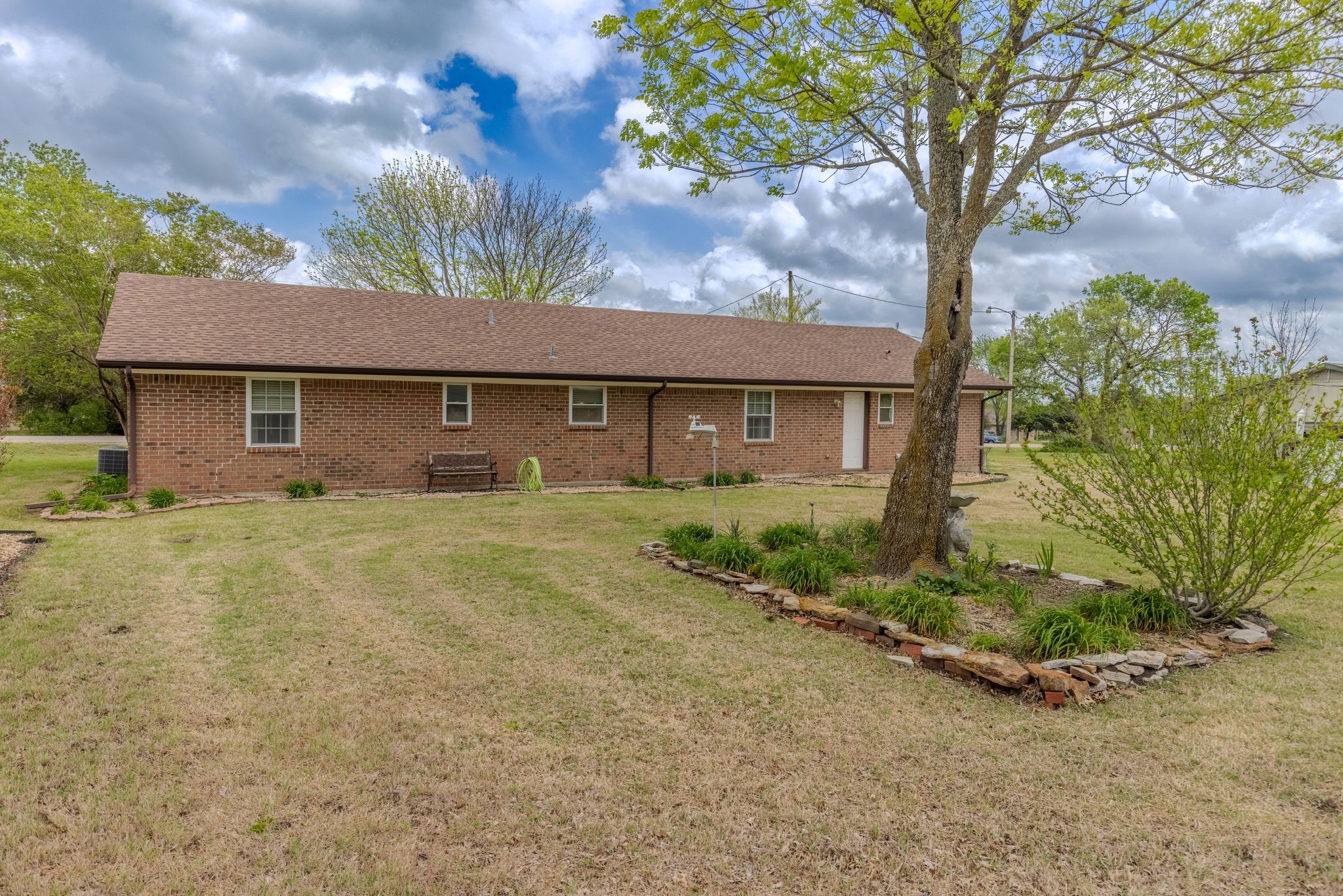 604 E Fm 272, Celeste, TX, 75423