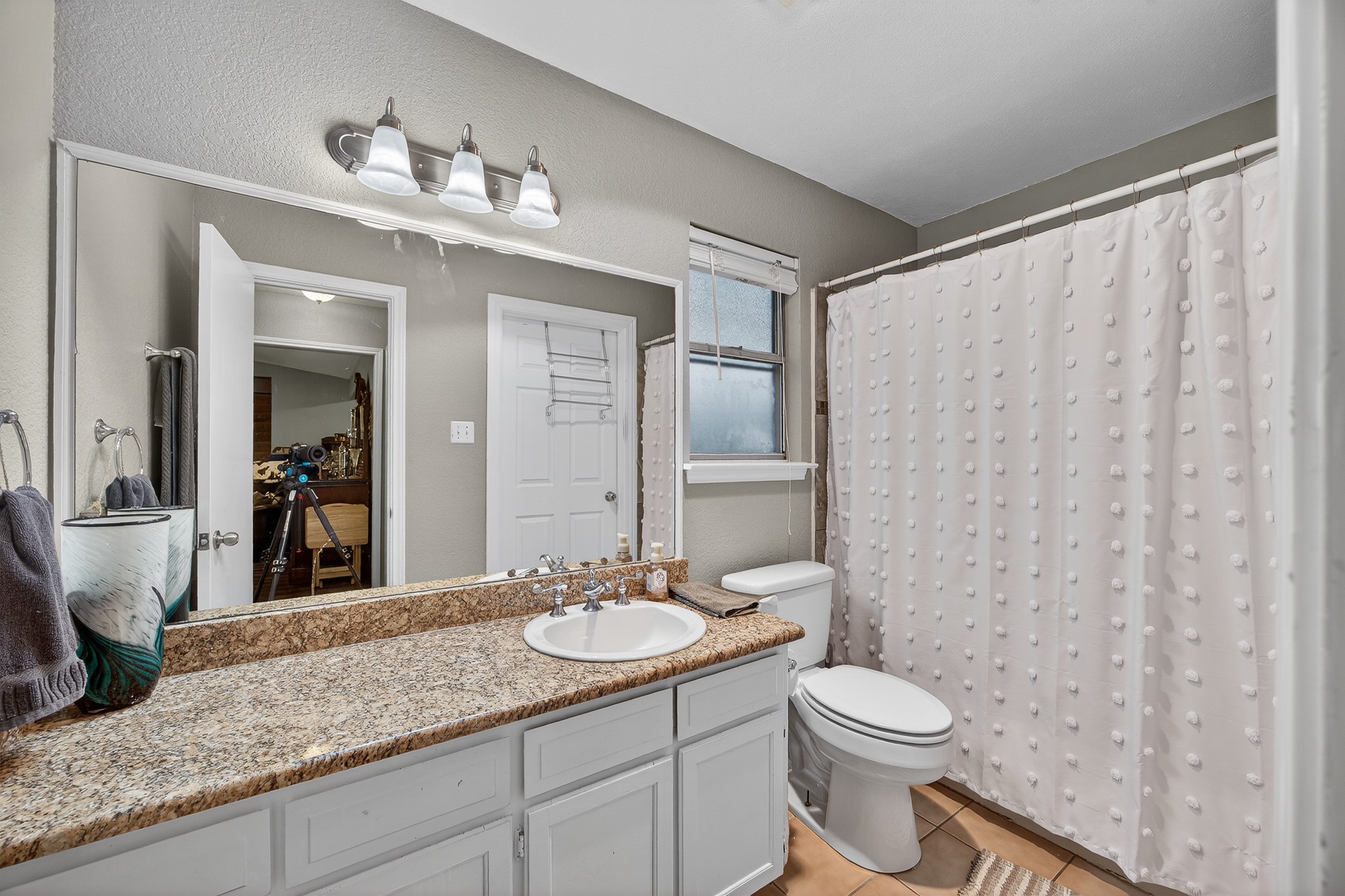 6404 Tammy Court, Watauga, TX, 76148