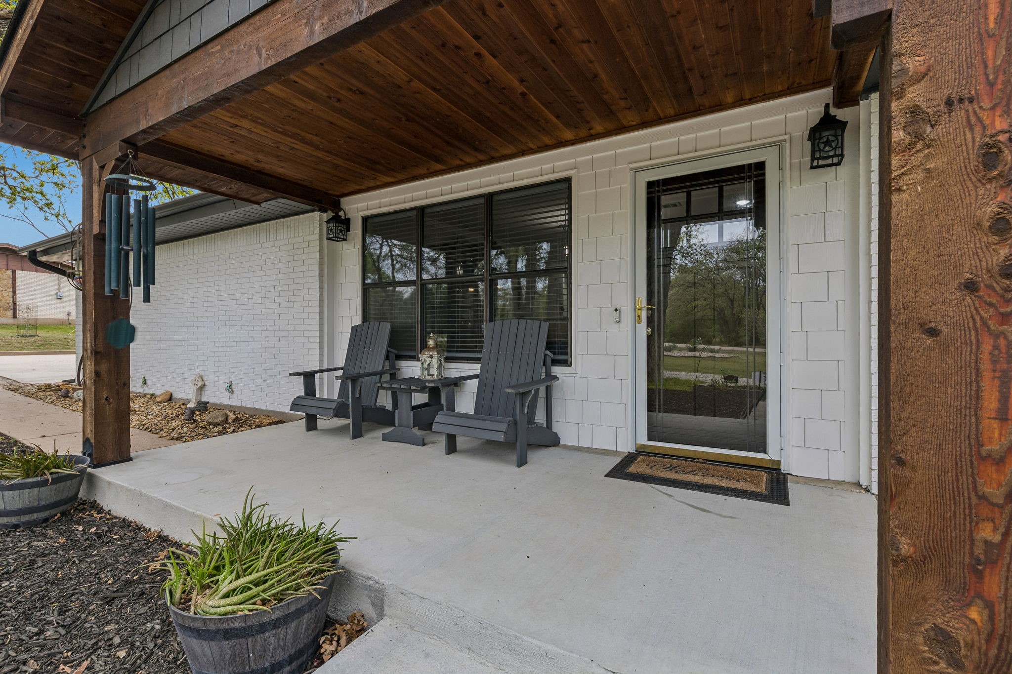Property photo 03 of 1003 Newell Drive Hudson, Oaks, TX 76087 | MLS #21223593