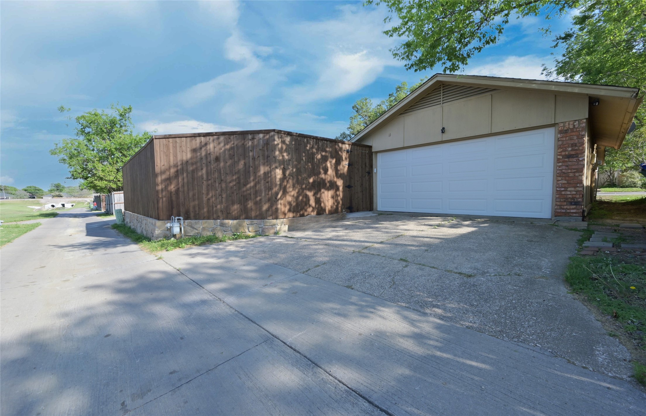 2307 Statler Drive, Carrollton, TX, 75007