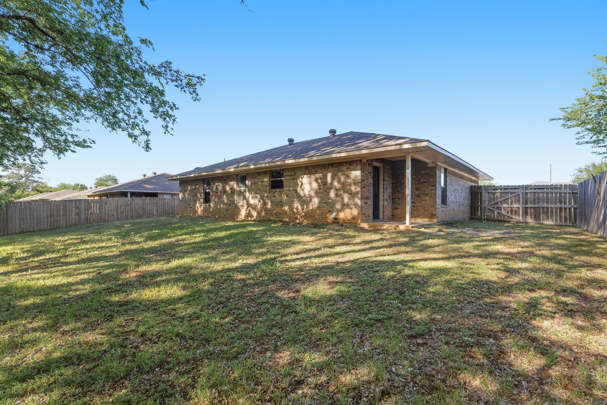208 Shelley, Lindale, TX, 75771
