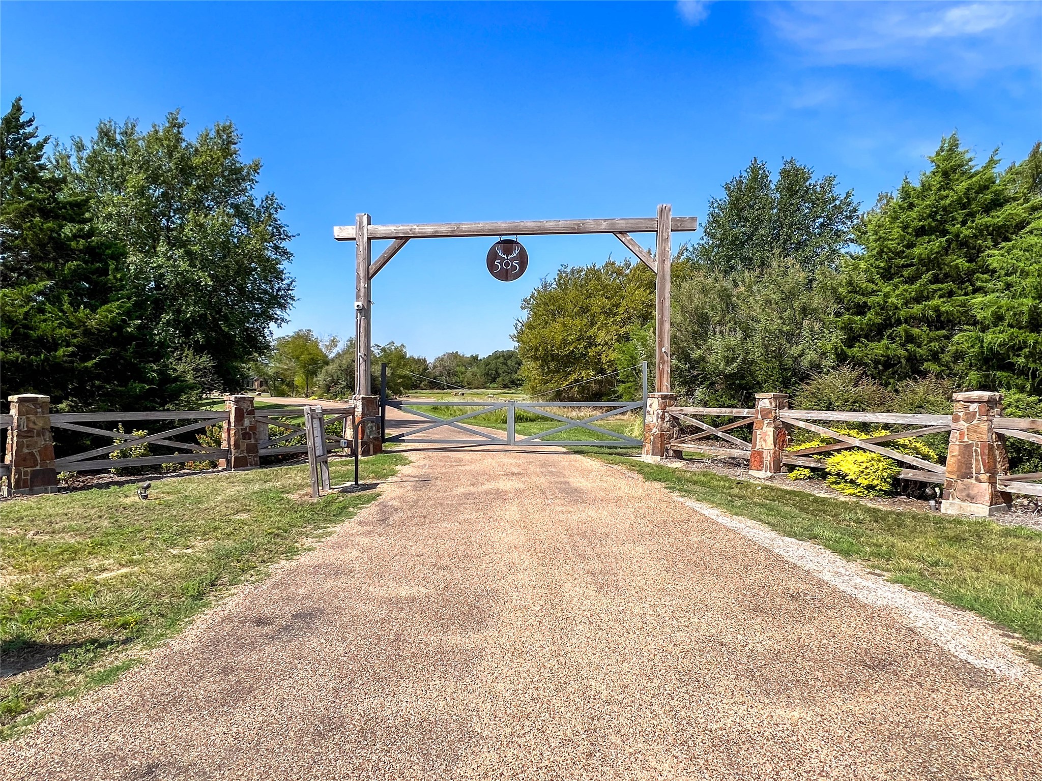 445 Sun Valley, Mabank, TX, 75147