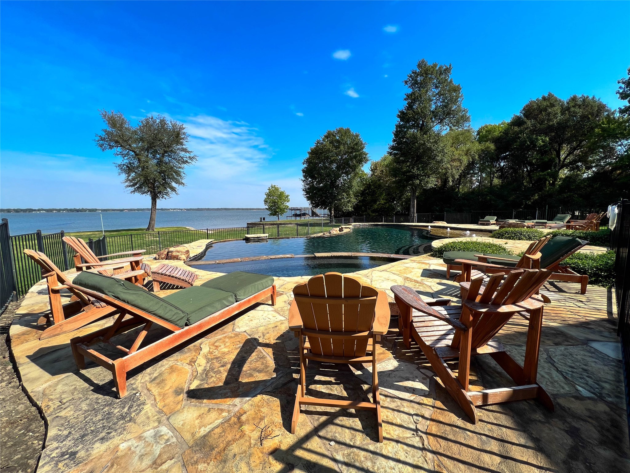 445 Sun Valley, Mabank, TX, 75147