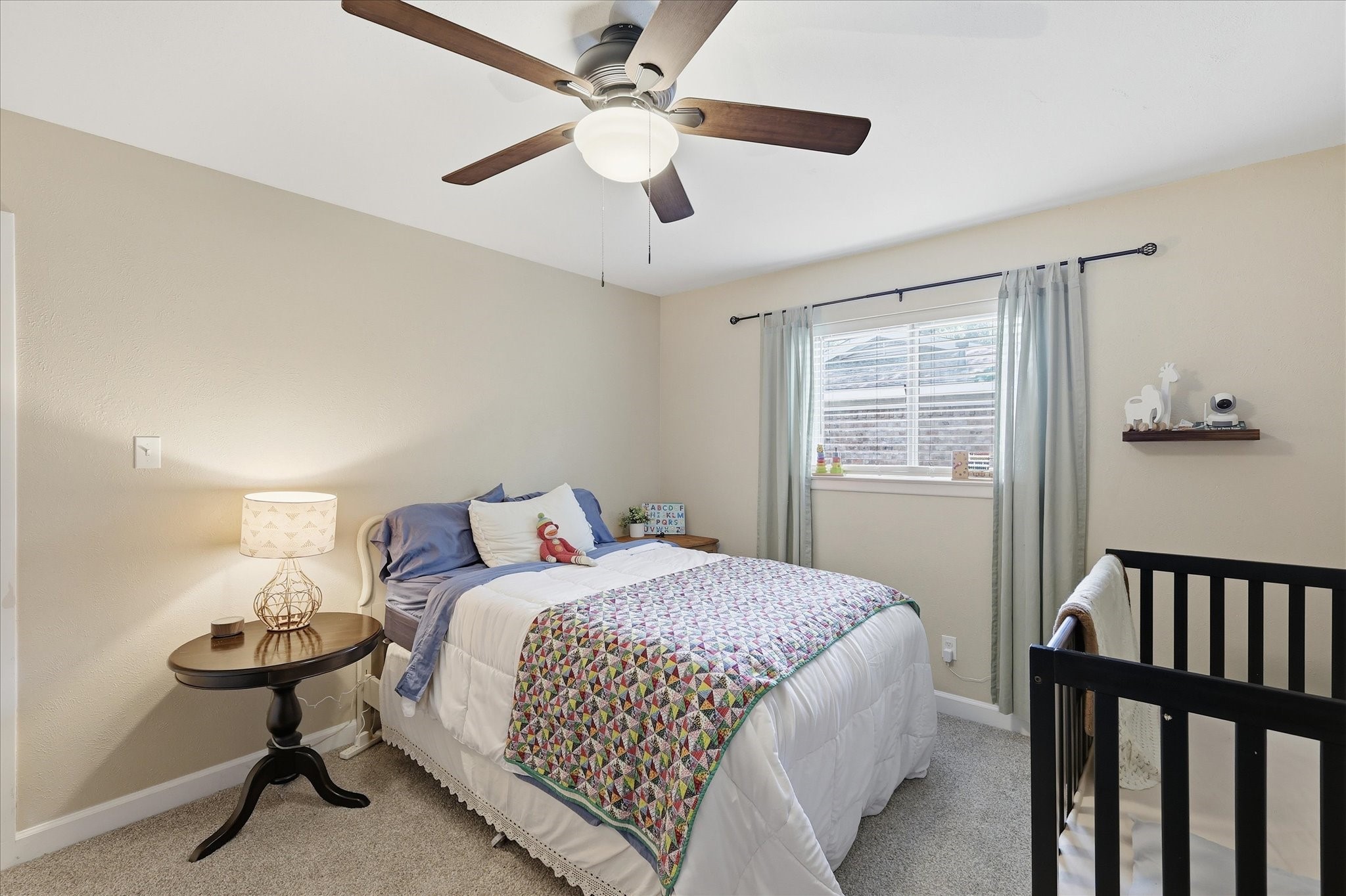 217 E Louella Drive, Hurst, TX, 76054