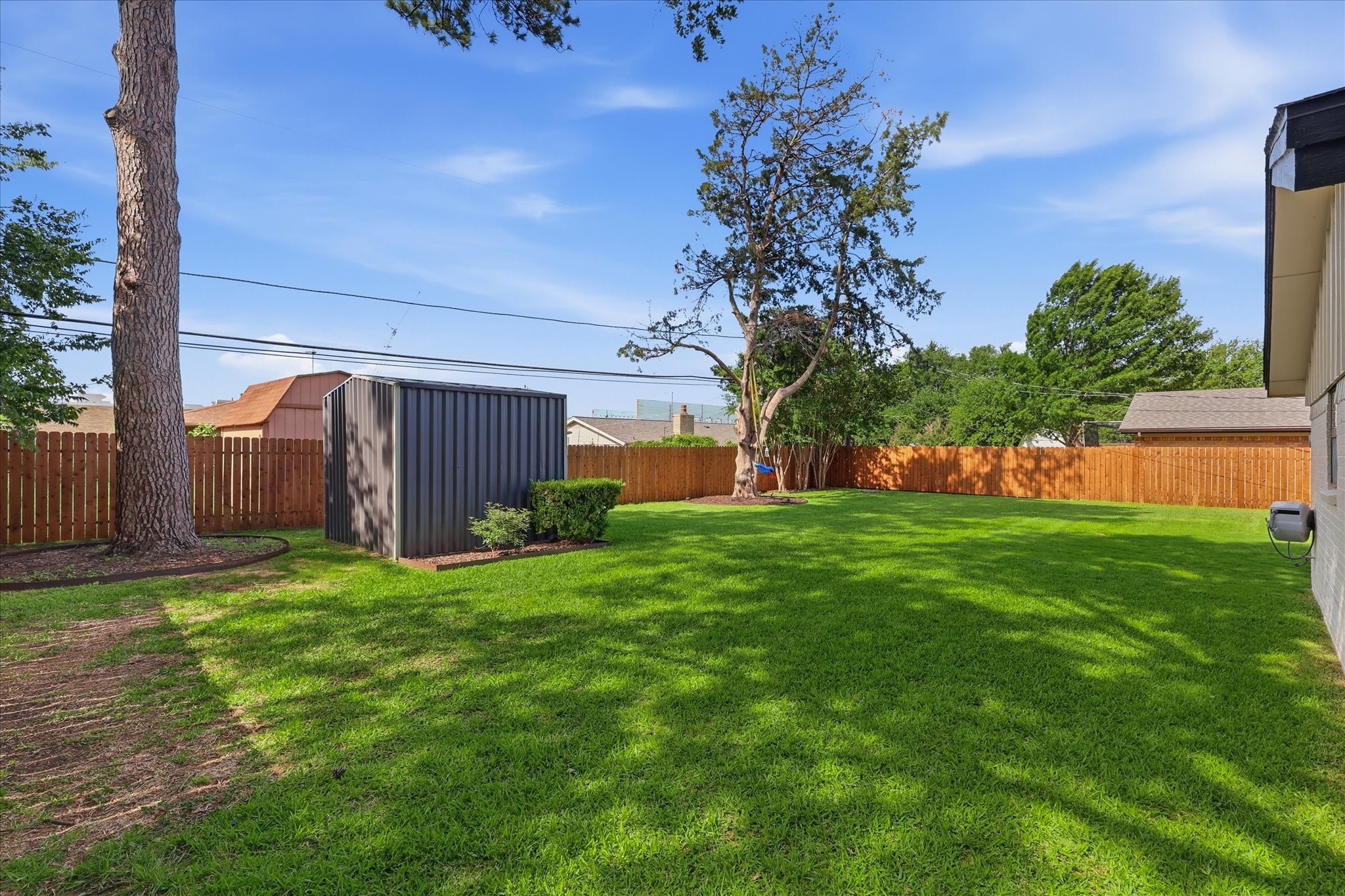 217 E Louella Drive, Hurst, TX, 76054