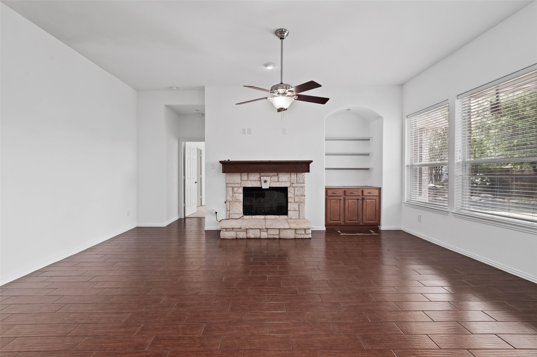 1704 Glen Aerie Lane, Corinth, TX, 76210