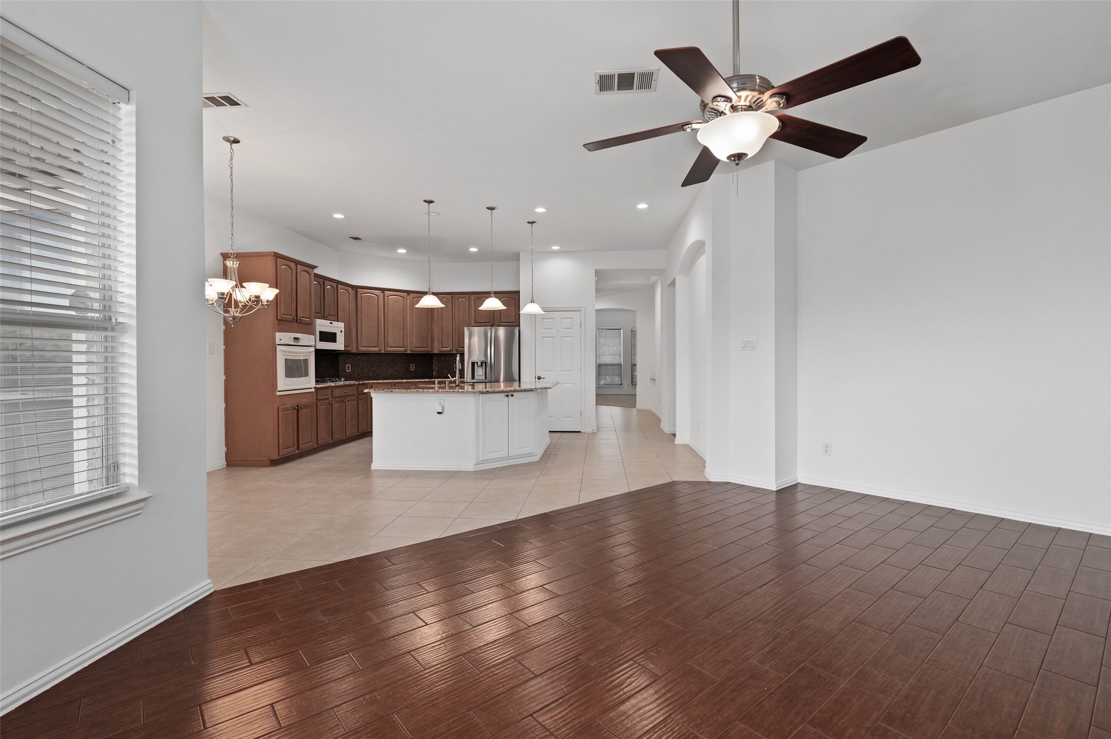 1704 Glen Aerie Lane, Corinth, TX, 76210